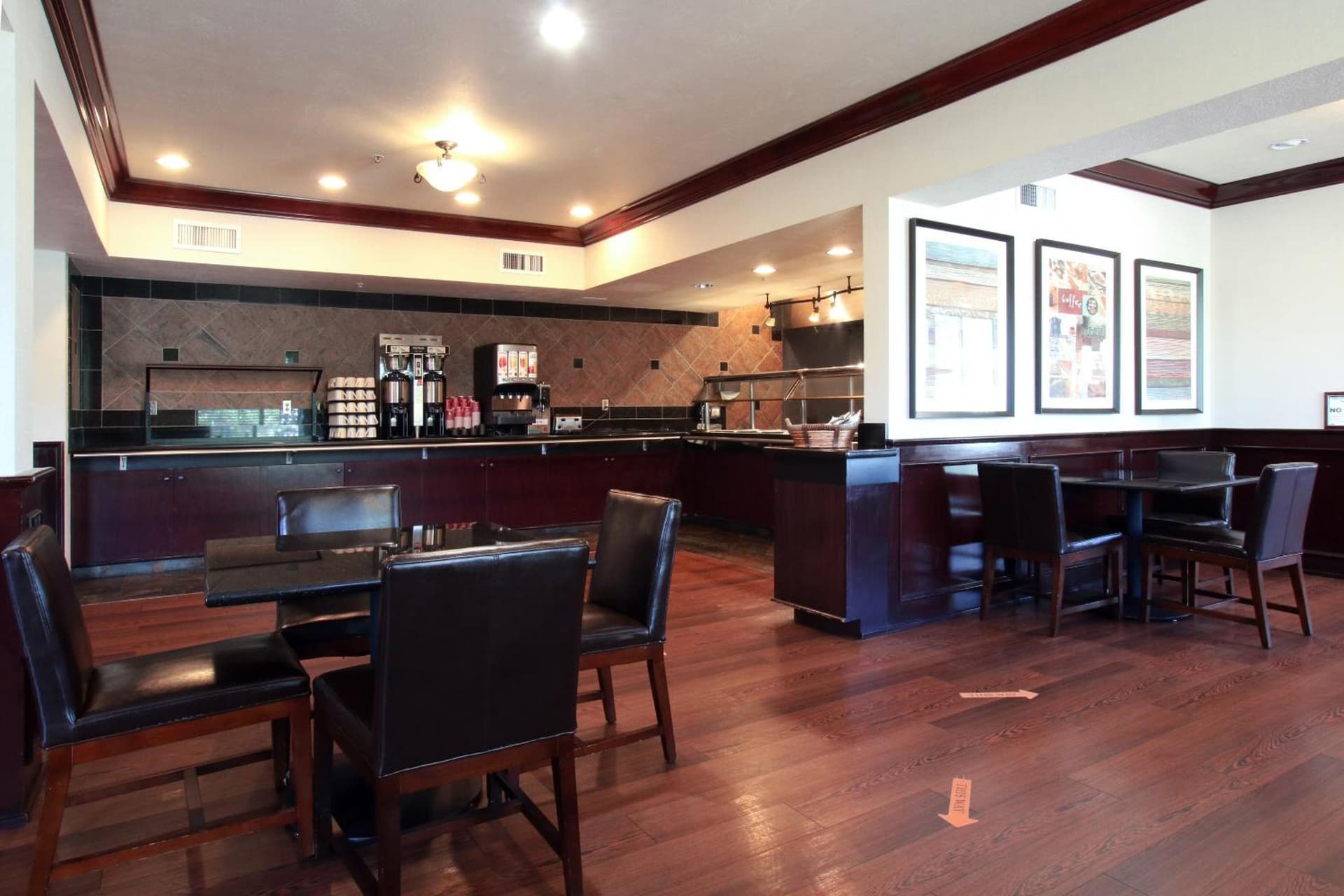 Oxford Suites Spokane Valley interior in Spokane Valley, WA — gallery photo 2