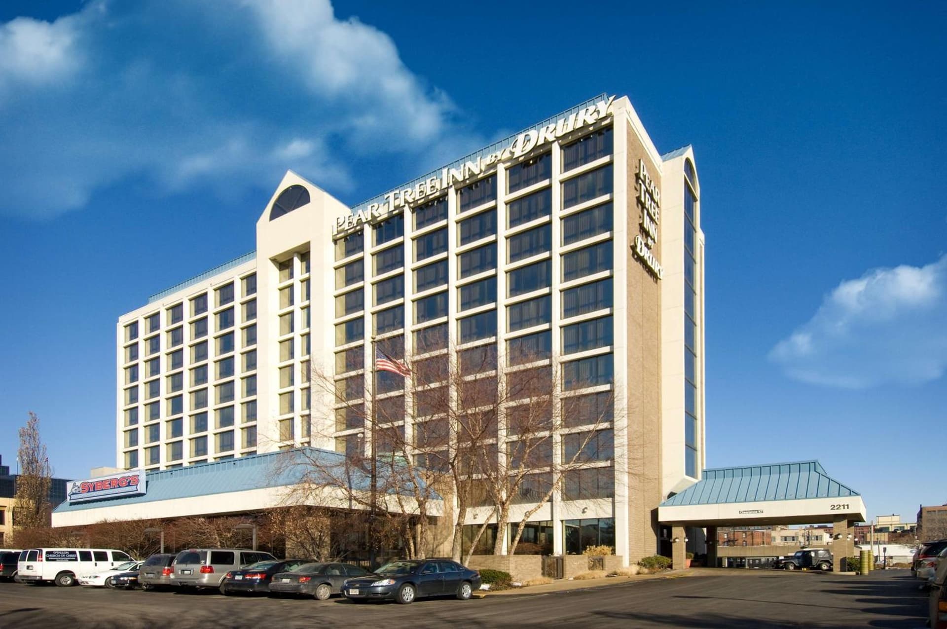 Pear Tree Inn St. Louis Near Union Station featured exterior or lobby in Saint Louis, MO — similar hotel