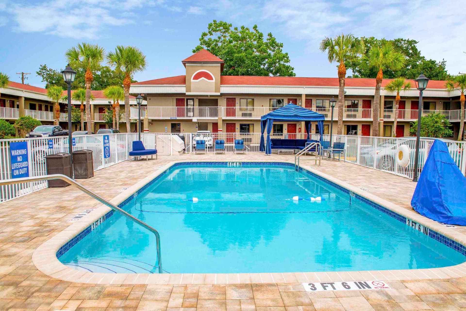 Hotel South Tampa & Suites gallery photo in Tampa, FL — image 12