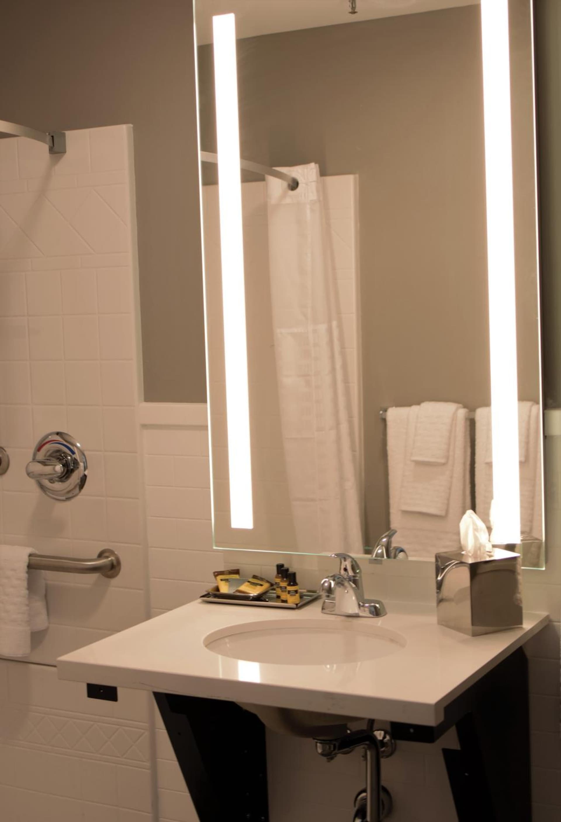 Best Western Plus Waterloo & Cedar Falls gallery photo in Waterloo, IA — image 36