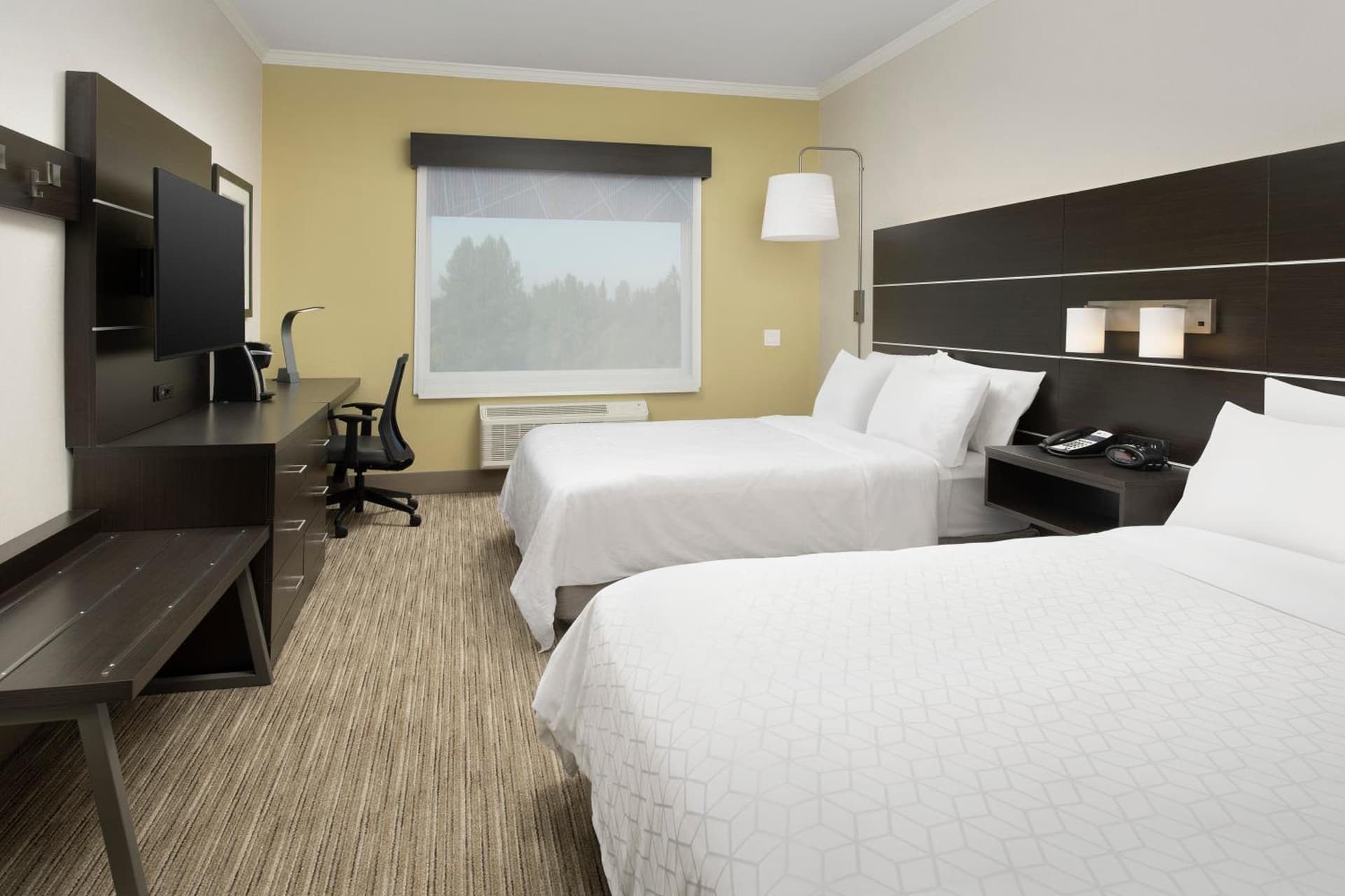 Holiday Inn Express Hotel & Suites Puyallup (Tacoma Area) by IHG gallery photo in Puyallup, WA — image 29