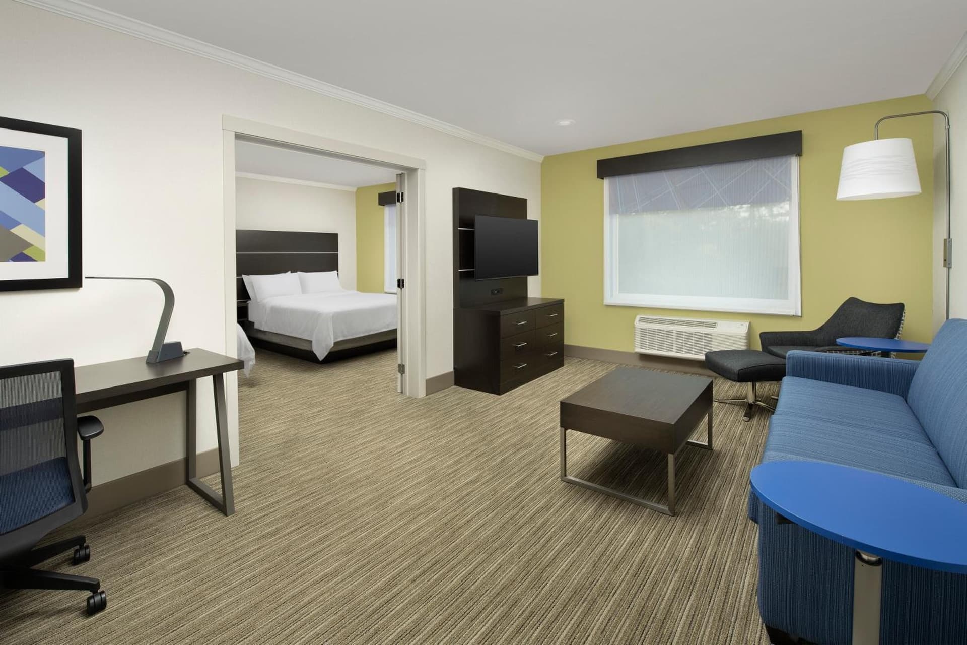 Holiday Inn Express Hotel & Suites Puyallup (Tacoma Area) by IHG interior in Puyallup, WA — gallery photo 2