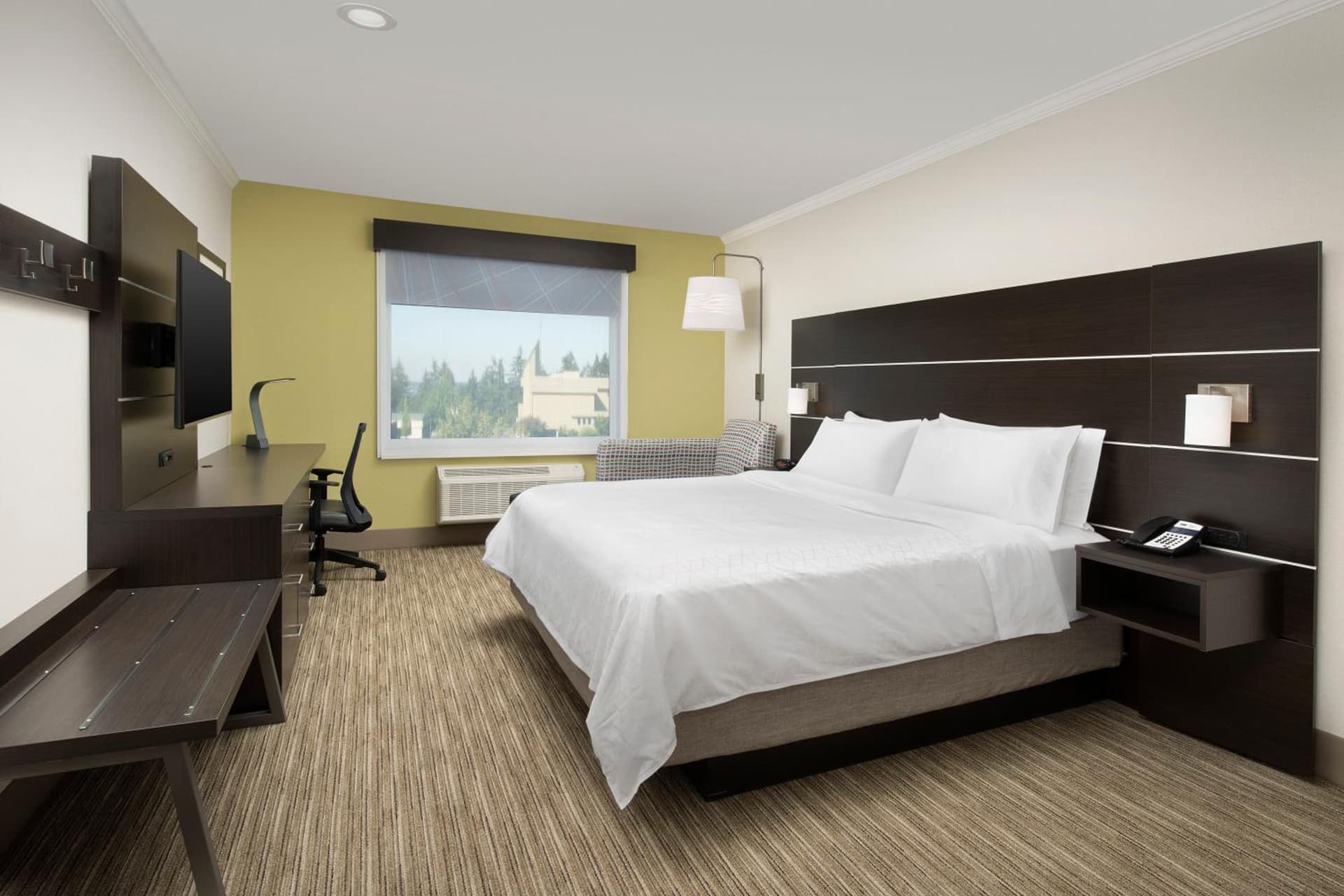 Holiday Inn Express Hotel & Suites Puyallup (Tacoma Area) by IHG gallery photo in Puyallup, WA — image 25