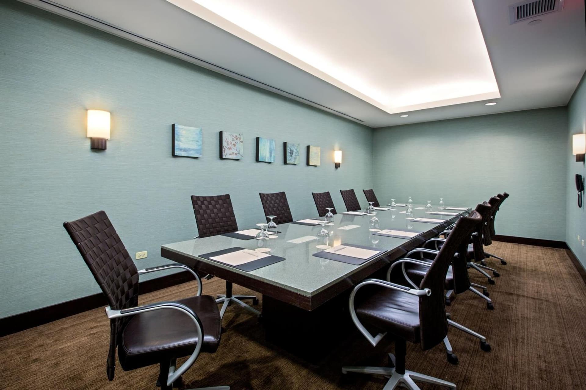 Crowne Plaza Hotel Glen Ellyn/Lombard by IHG gallery photo in Glen Ellyn, IL — image 19
