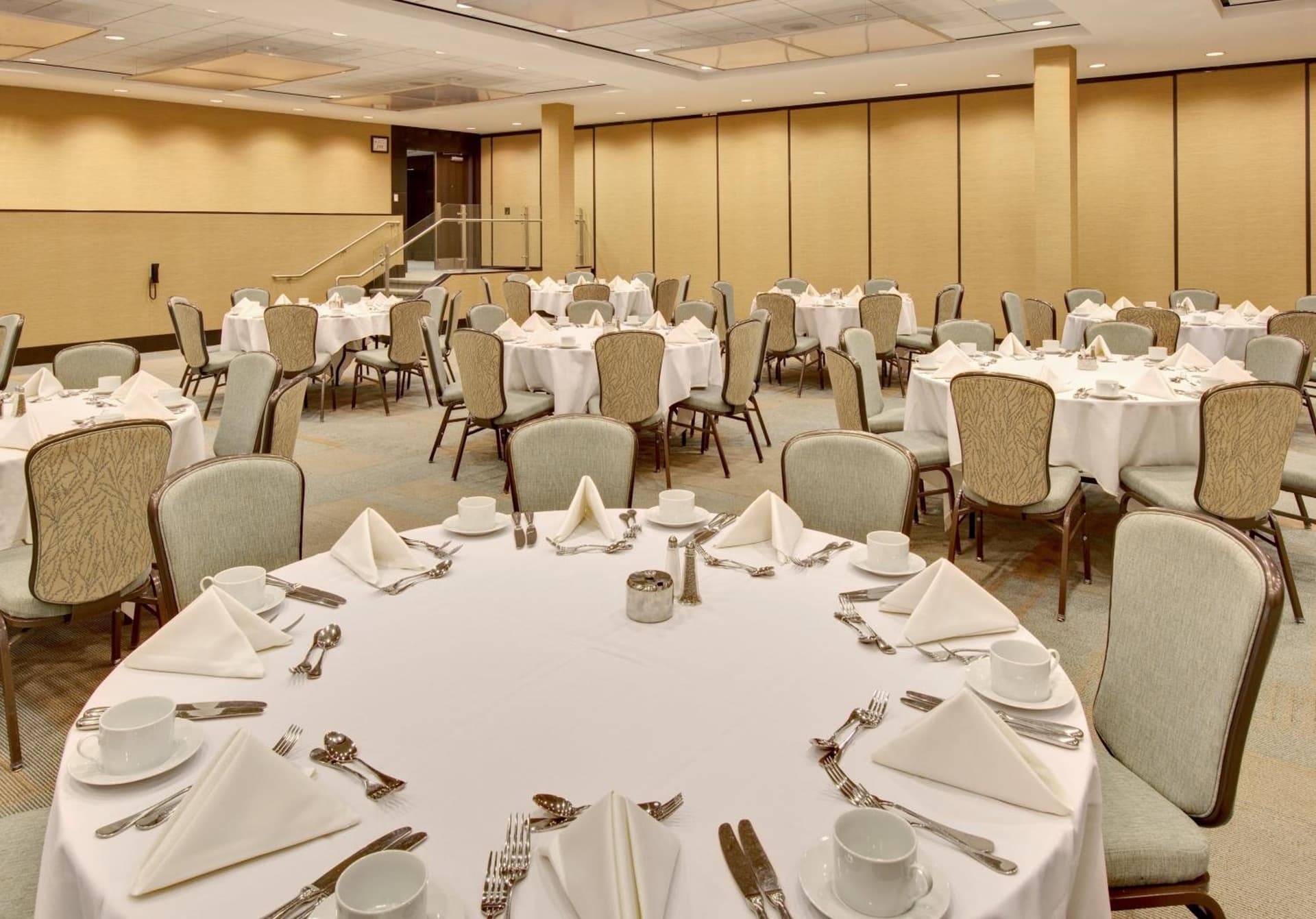 Crowne Plaza Hotel Glen Ellyn/Lombard by IHG gallery photo in Glen Ellyn, IL — image 66