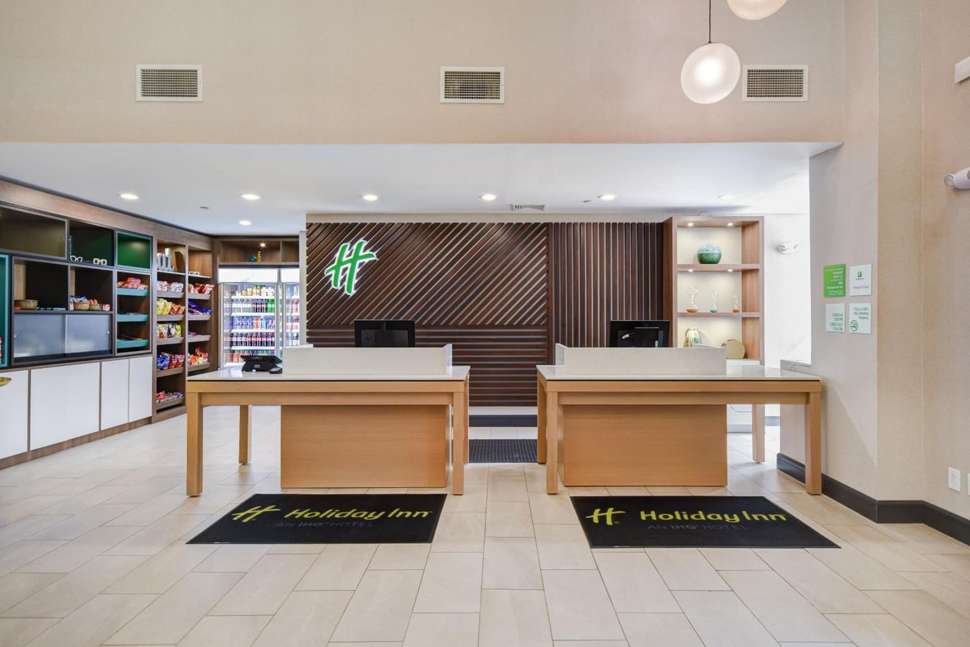 Holiday Inn Allentown-Bethlehem by IHG property views in Allentown, PA — gallery photo 3