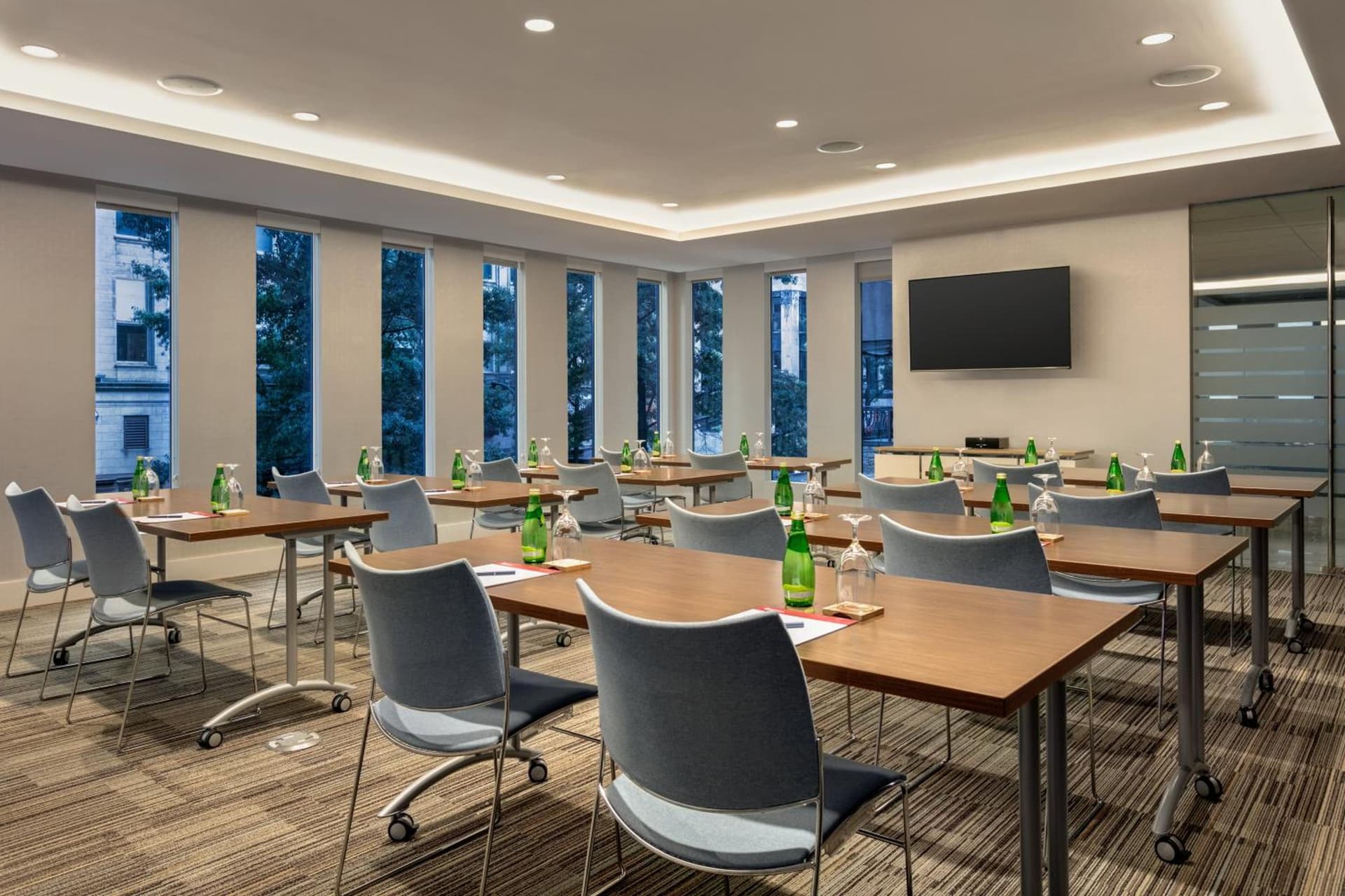 Hotel Indigo Atlanta Downtown by IHG interior in Atlanta, GA — gallery photo 2
