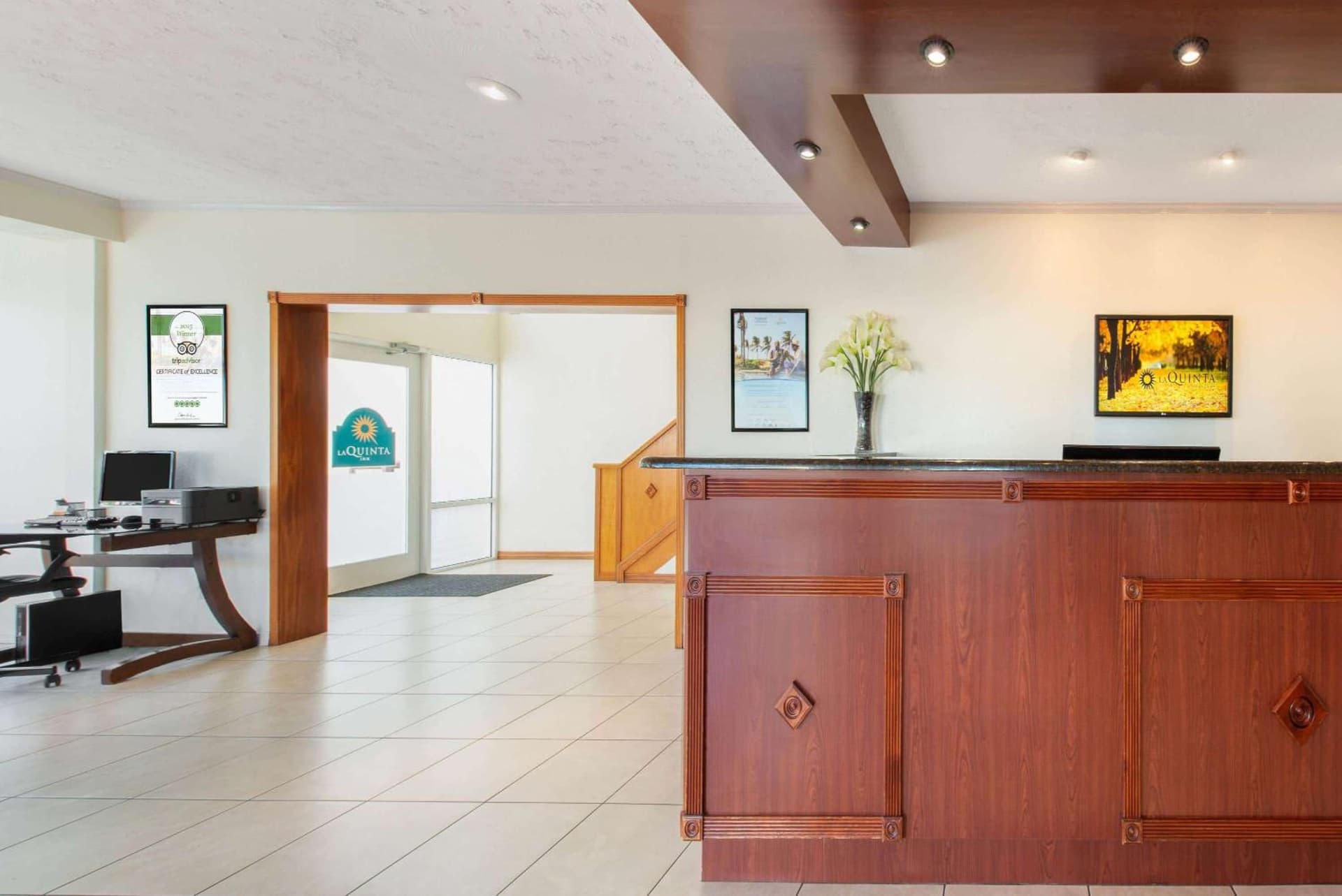La Quinta by Wyndham Clearwater Central gallery photo in Clearwater, FL — image 12