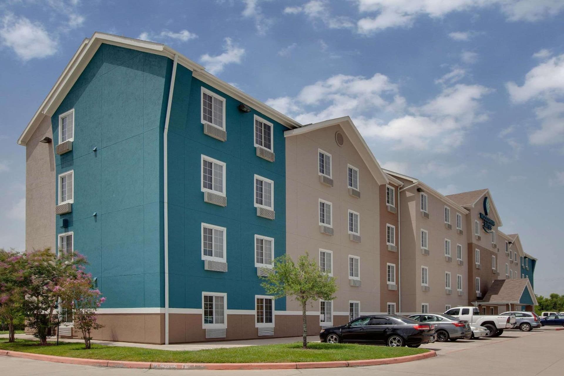 WoodSpring Suites Texas City interior in Texas City, TX — gallery photo 2