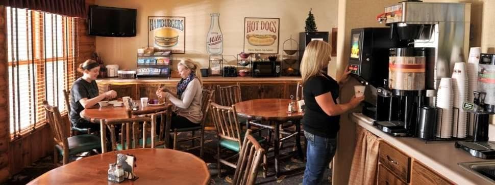 Boarders Inn & Suites by Cobblestone Hotels in Waukon property views in Waukon, IA — gallery photo 3