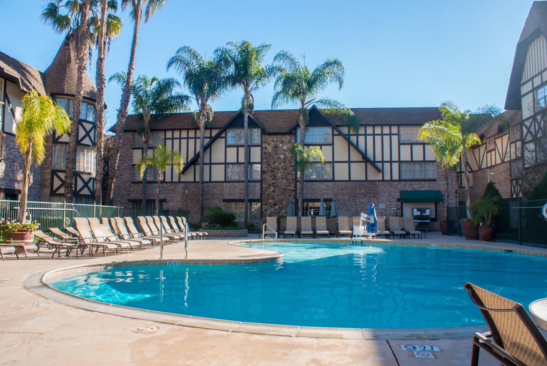 Anaheim Majestic Garden Hotel gallery photo in Anaheim, CA — image 53