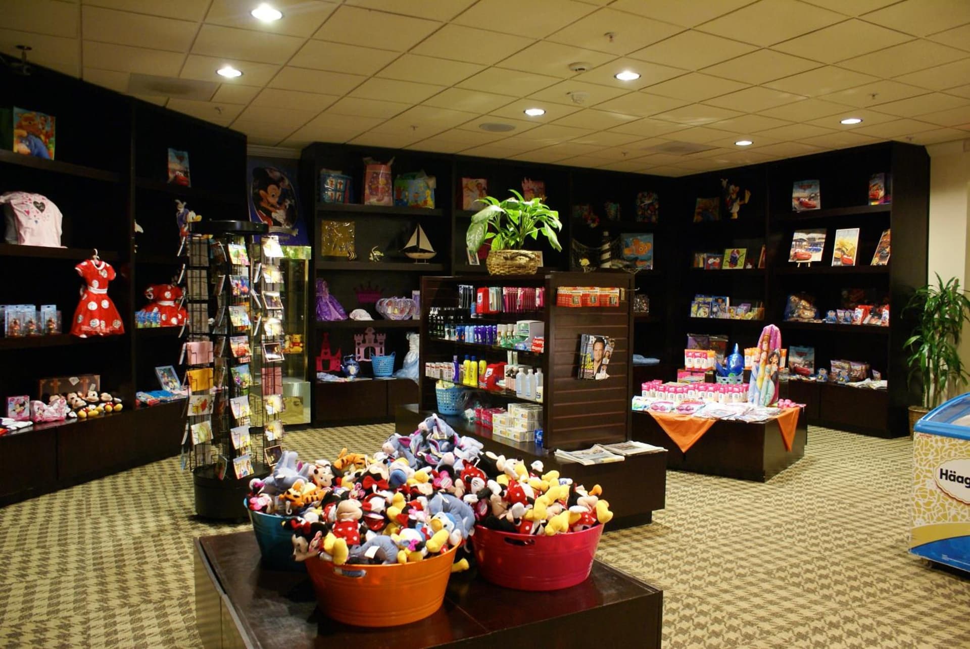 Anaheim Majestic Garden Hotel gallery photo in Anaheim, CA — image 69