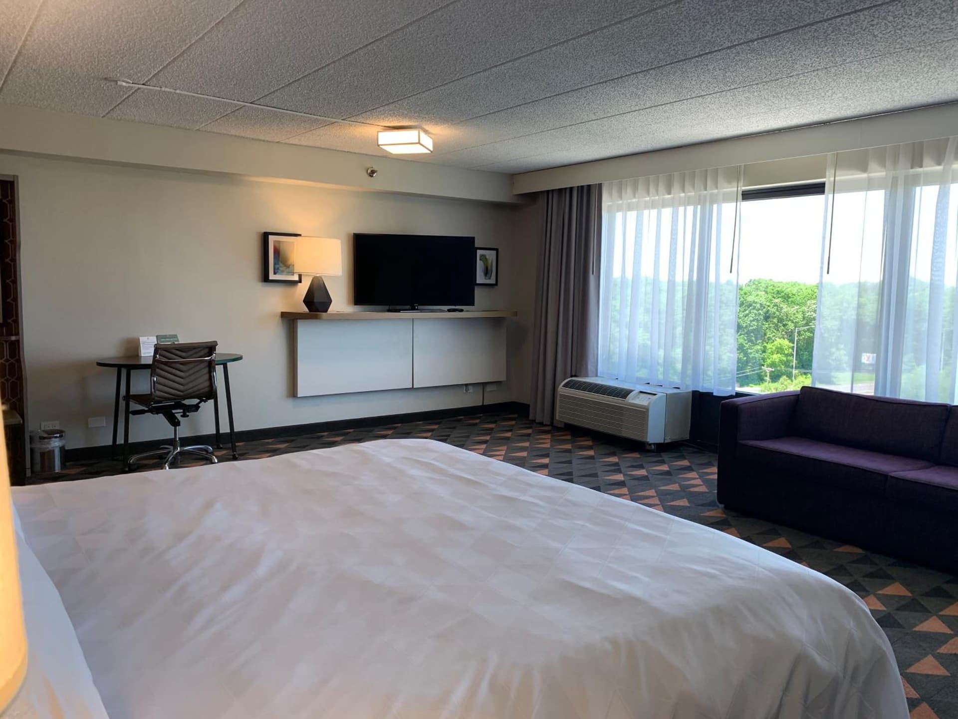 Holiday Inn Chicago Nw Crystal Lk Conv Ctr by IHG gallery photo in Crystal Lake, IL — image 62