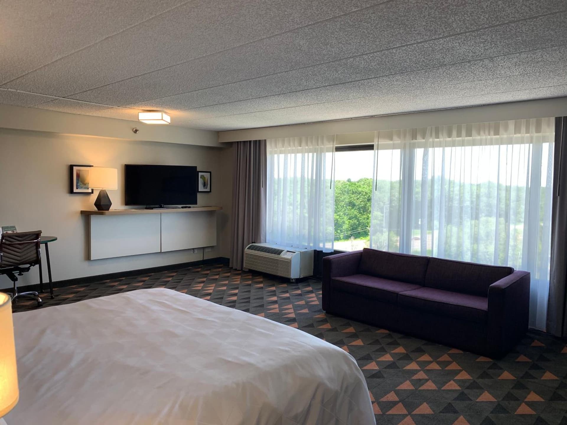 Holiday Inn Chicago Nw Crystal Lk Conv Ctr by IHG gallery photo in Crystal Lake, IL — image 31