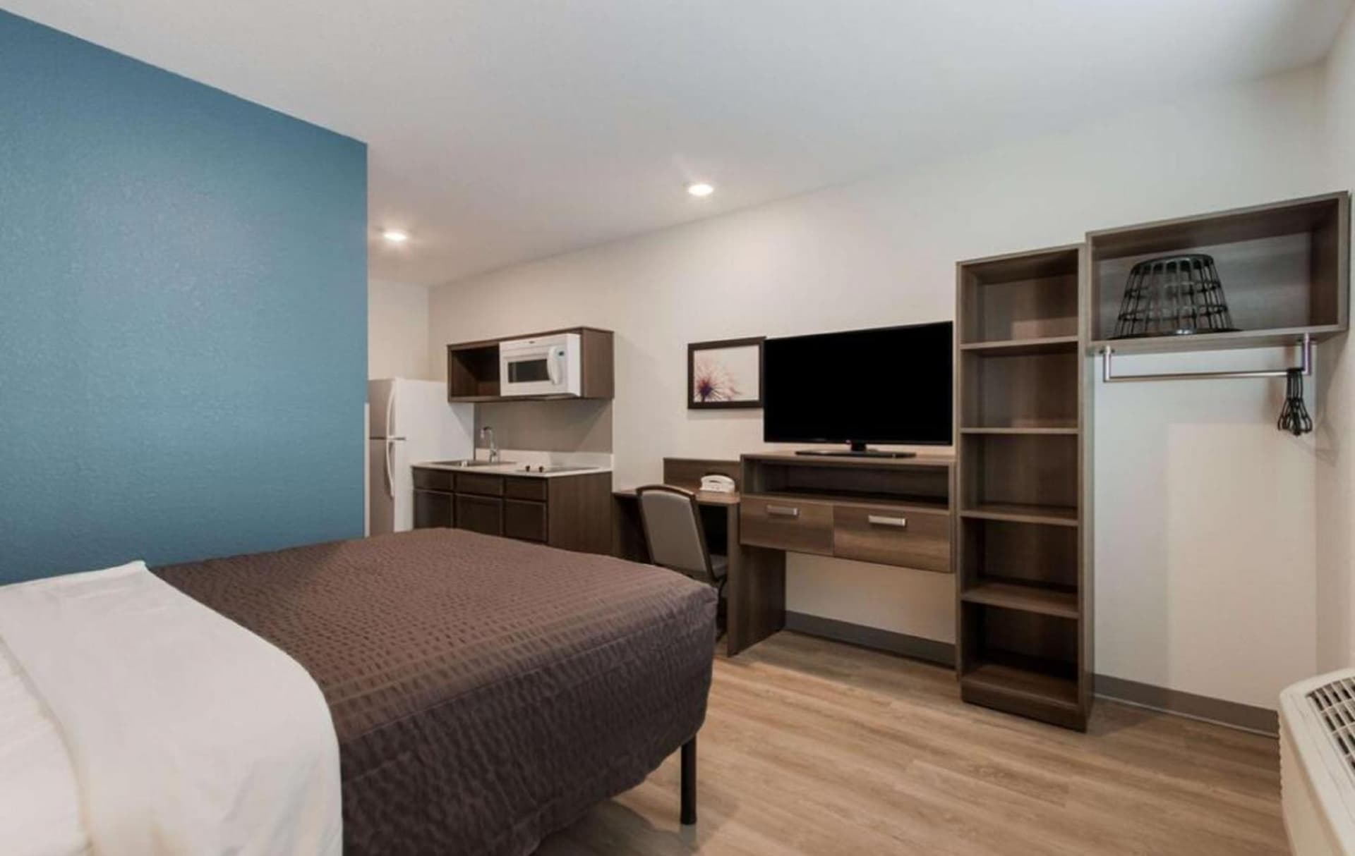 WoodSpring Suites Allentown gallery photo in Allentown, PA — image 46