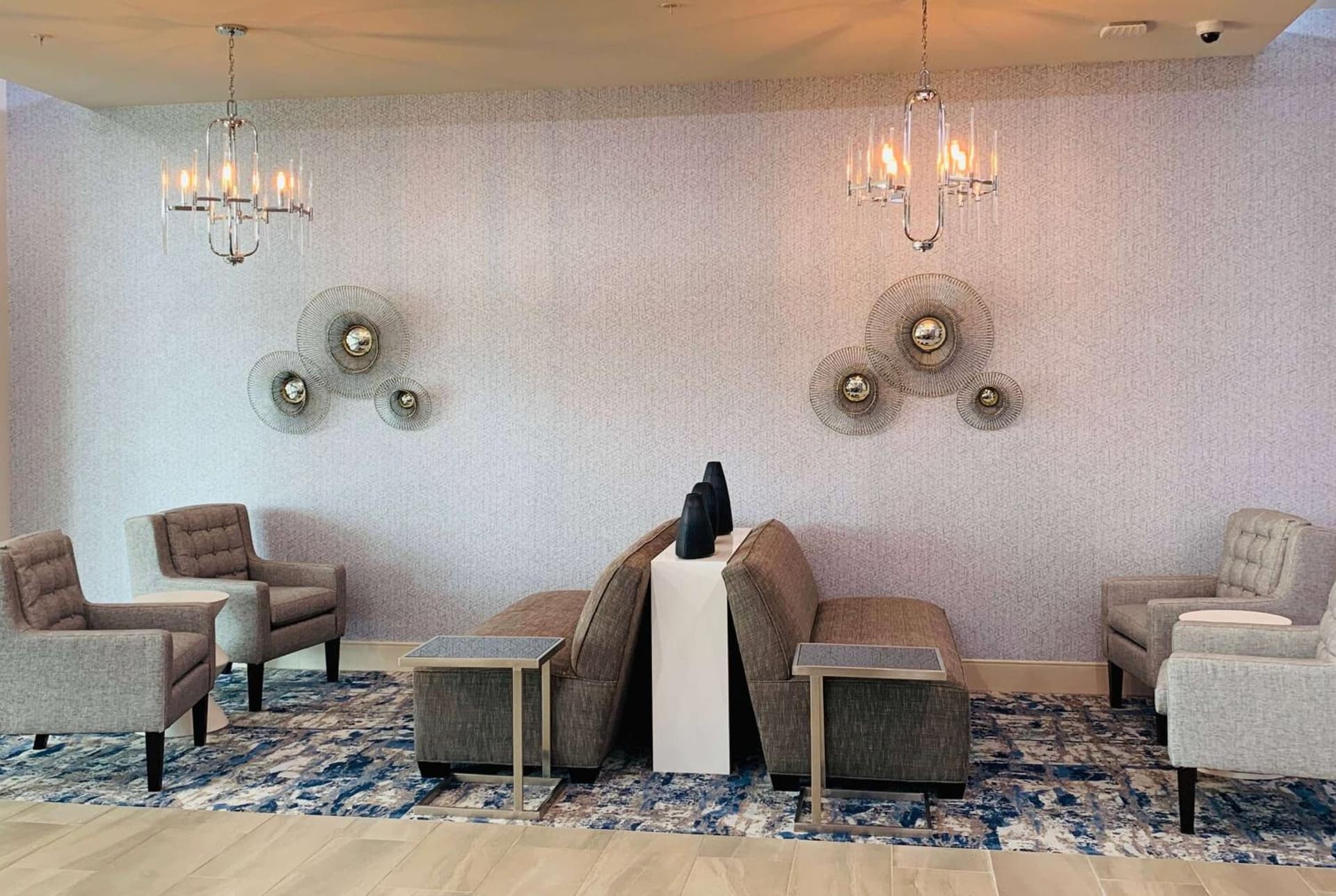 La Quinta Inn & Suites by Wyndham - Red Oak TX IH-35E gallery photo in Red Oak, TX — image 16