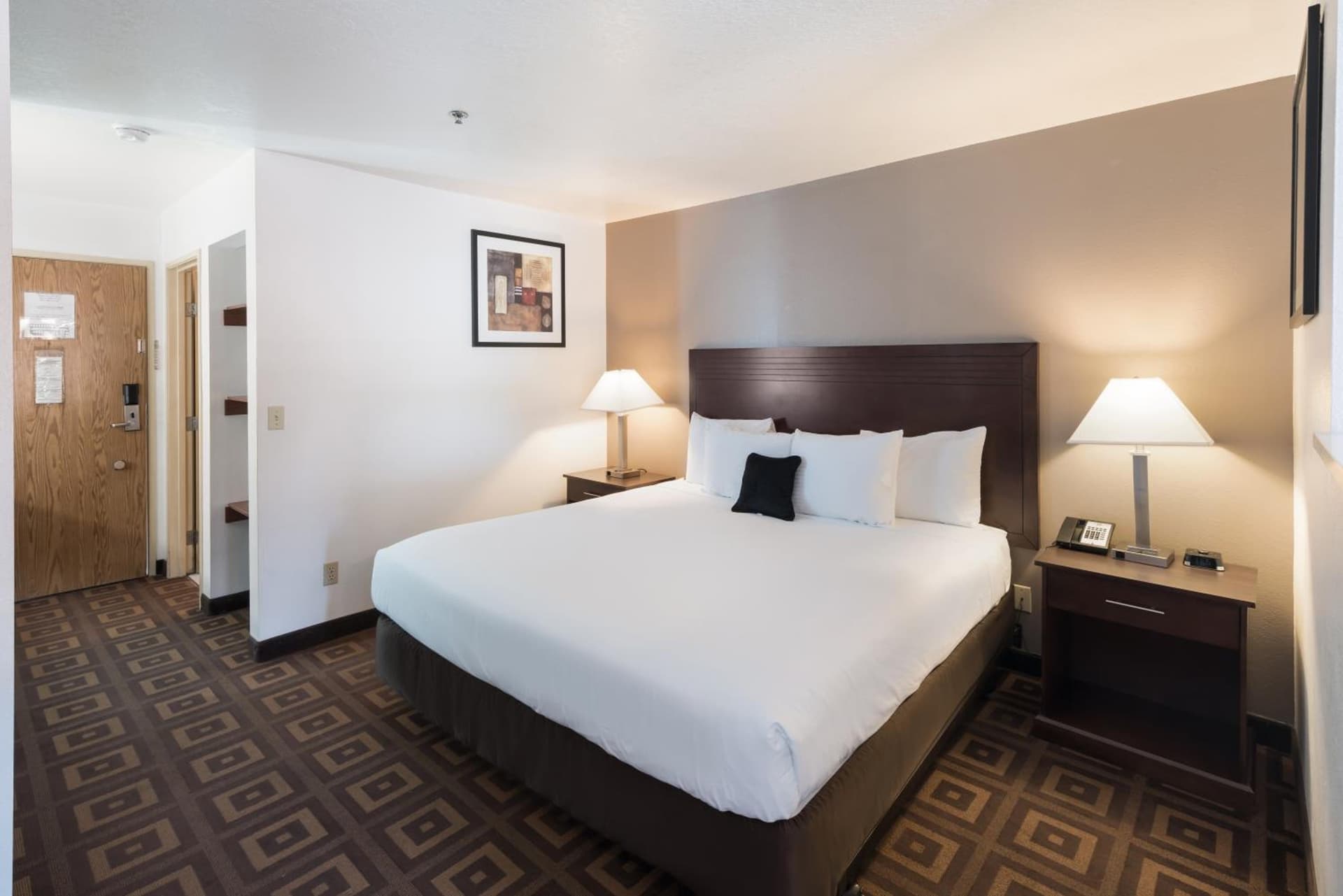 Quality Inn & Suites Kennewick Tri-Cities gallery photo in Kennewick, WA — image 12