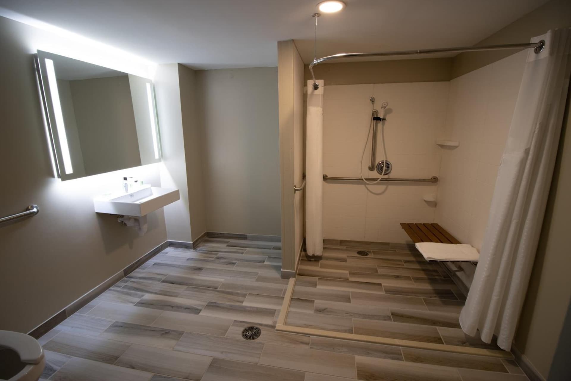 Holiday Inn Scranton East - Dunmore by IHG gallery photo in Dunmore, PA — image 4
