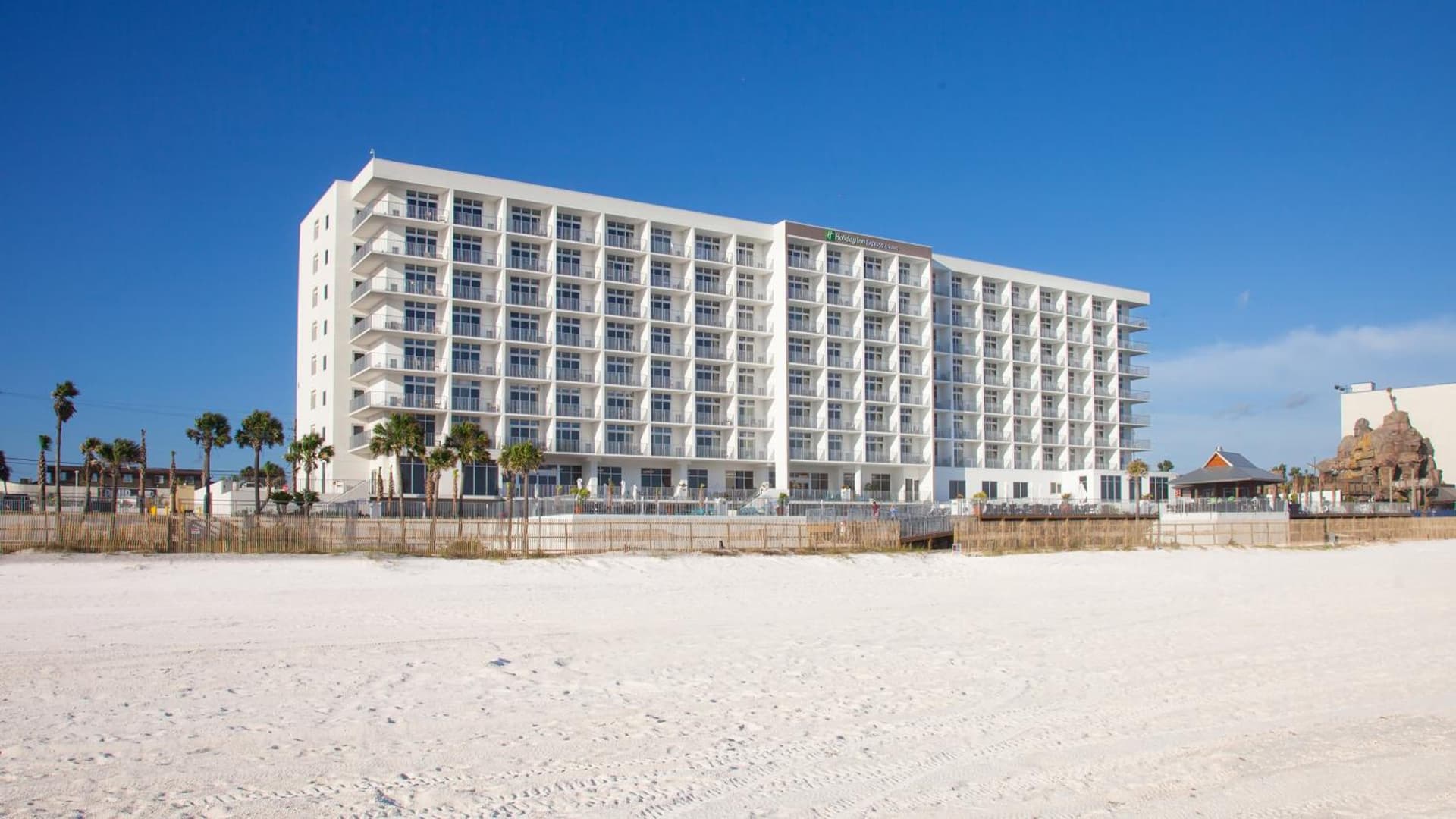 Holiday Inn Express & Suites Panama City Beach - Beachfront by IHG gallery photo in Panama City Beach, FL — image 92