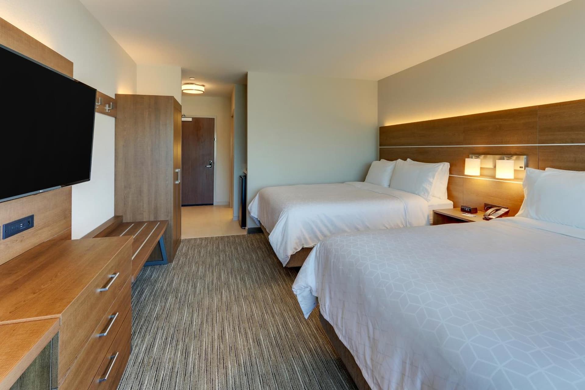 Holiday Inn Express & Suites - Roanoke – Civic Center gallery photo in Roanoke, VA — image 27