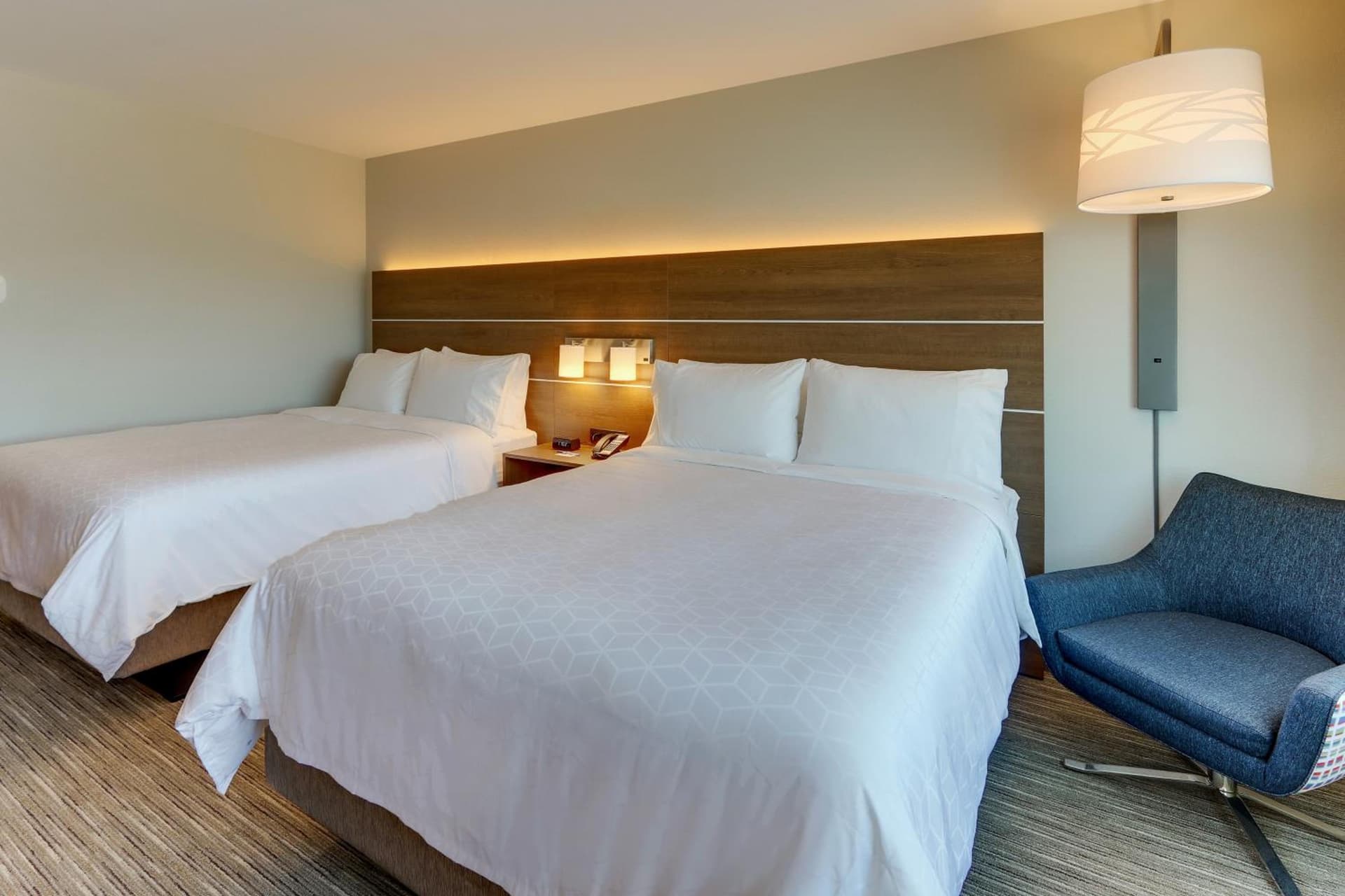 Holiday Inn Express & Suites - Roanoke – Civic Center gallery photo in Roanoke, VA — image 75
