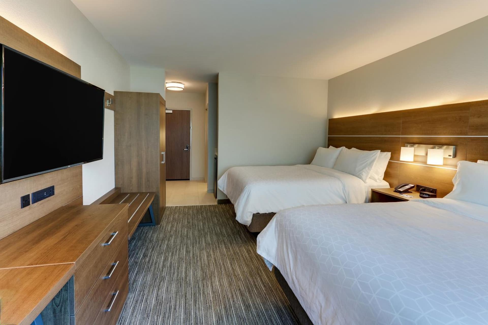 Holiday Inn Express & Suites - Roanoke – Civic Center gallery photo in Roanoke, VA — image 54