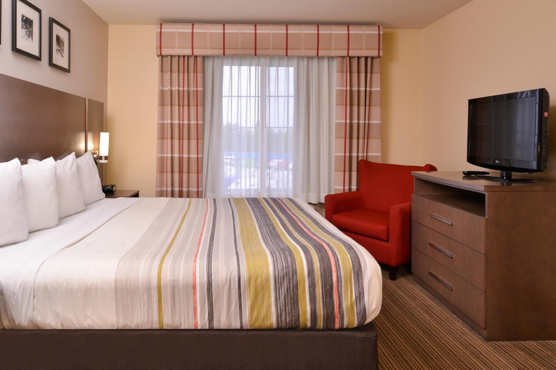 Country Inn & Suites by Radisson, Omaha Airport, IA gallery photo in Omaha, NE — image 43