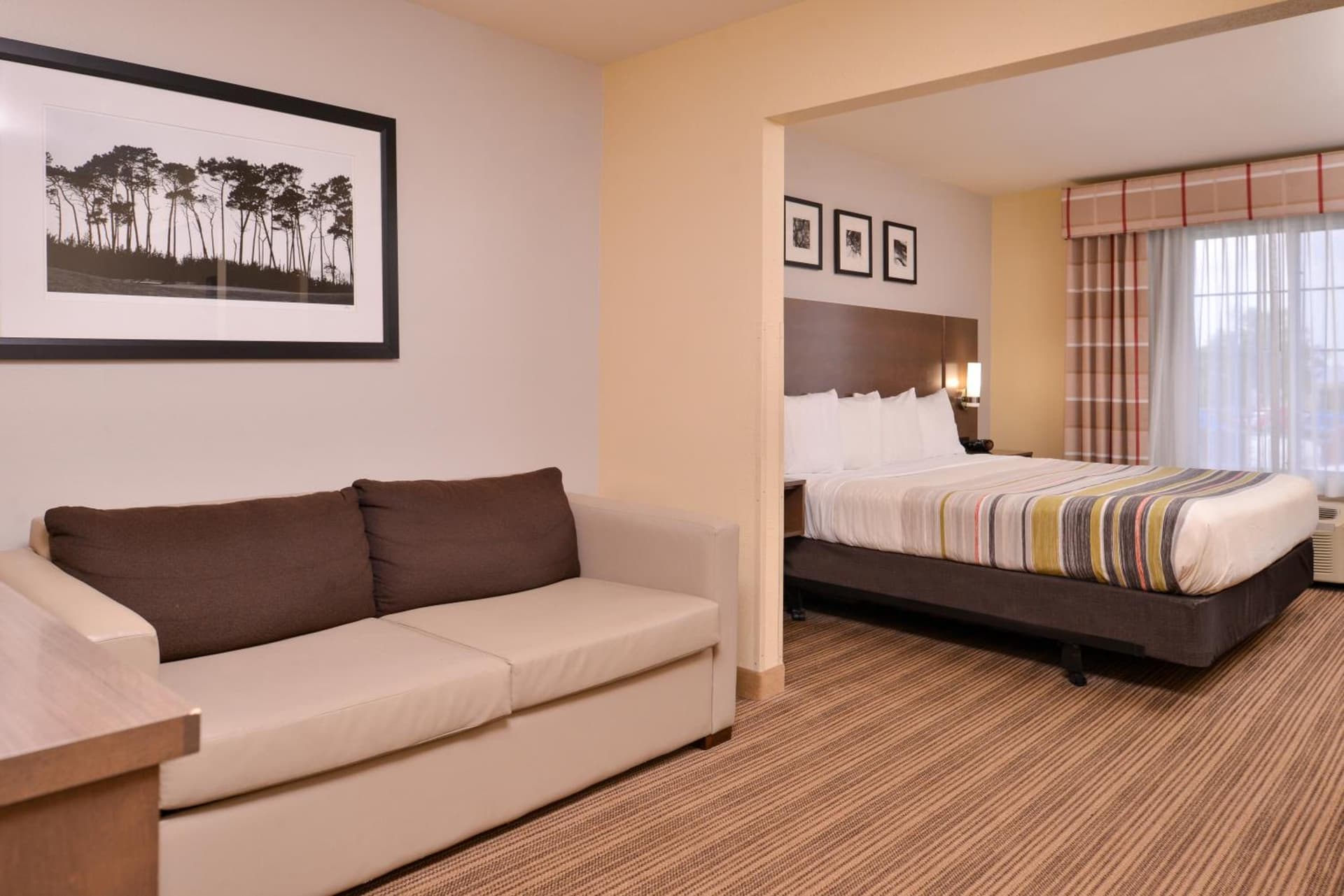 Country Inn & Suites by Radisson, Omaha Airport, IA gallery photo in Omaha, NE — image 28