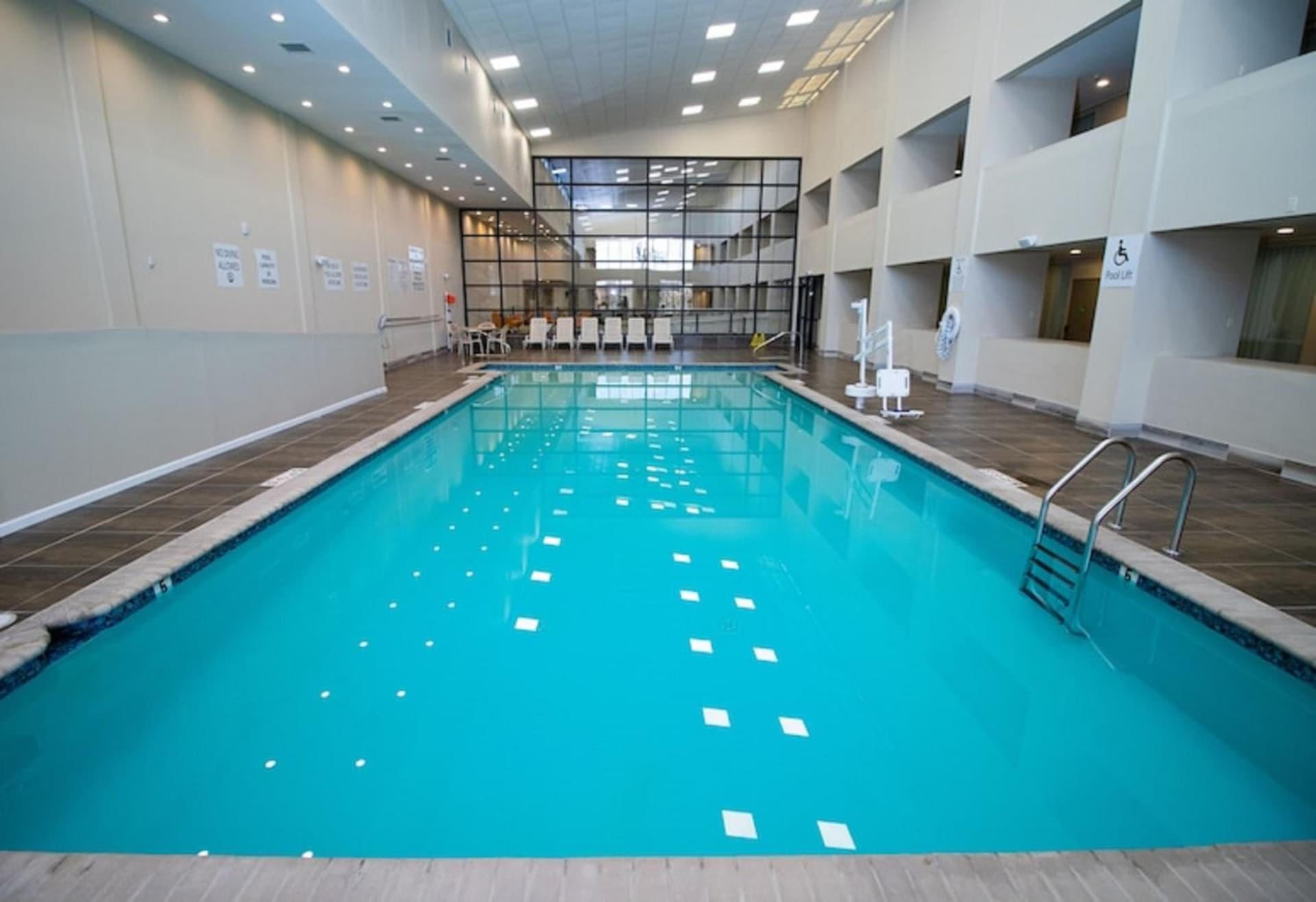 Holiday Inn Scranton East - Dunmore by IHG interior in Dunmore, PA — gallery photo 2