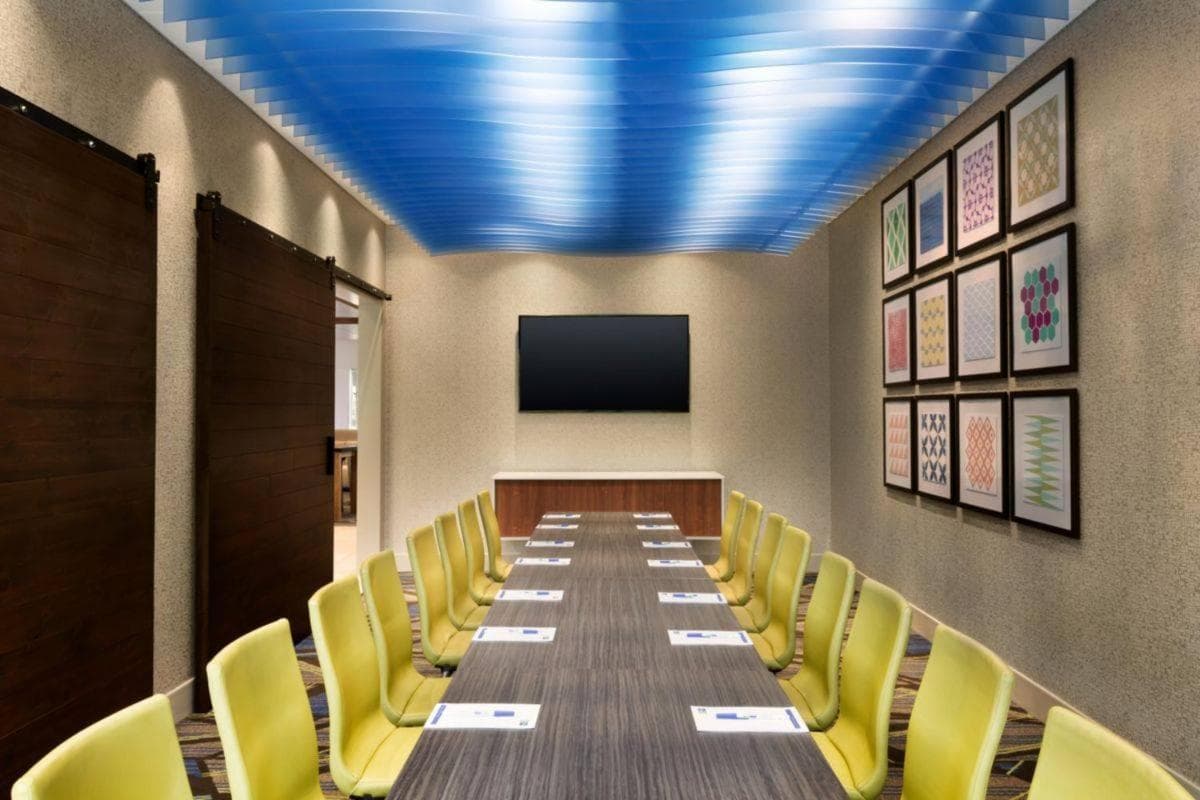 Holiday Inn Express & Suites - Middletown - Goshen by IHG gallery photo in Middletown, NY — image 96