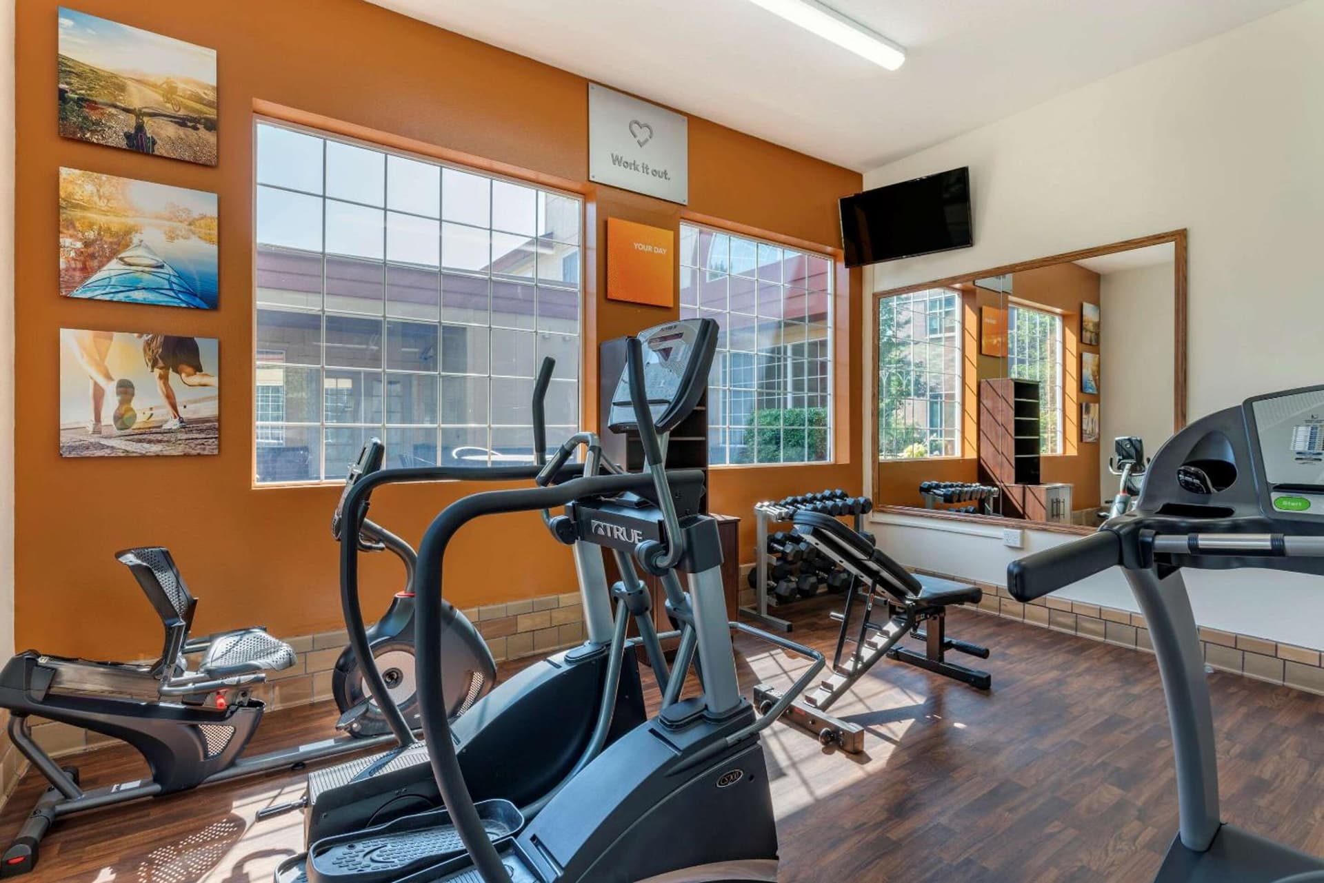 Comfort Suites Salem gallery photo in Salem, OR — image 14