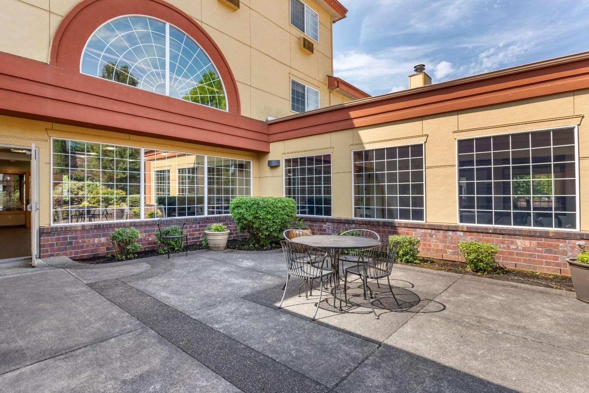 Comfort Suites Salem gallery photo in Salem, OR — image 24