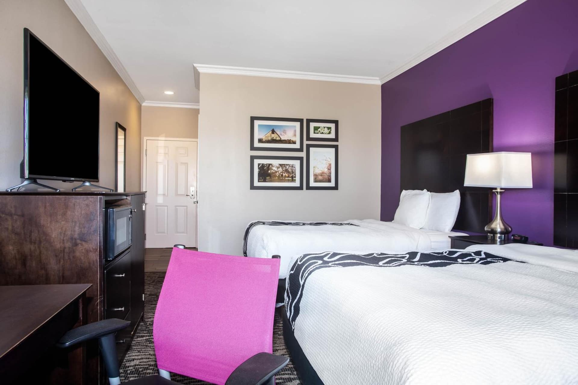 La Quinta by Wyndham Houston - Magnolia gallery photo in The Woodlands, TX — image 45