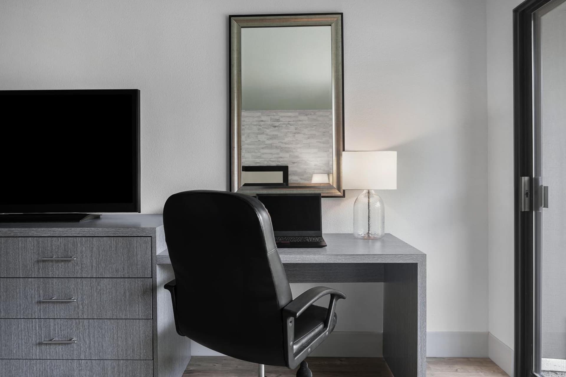 Carlsbad by the Sea Hotel gallery photo in Carlsbad, CA — image 14