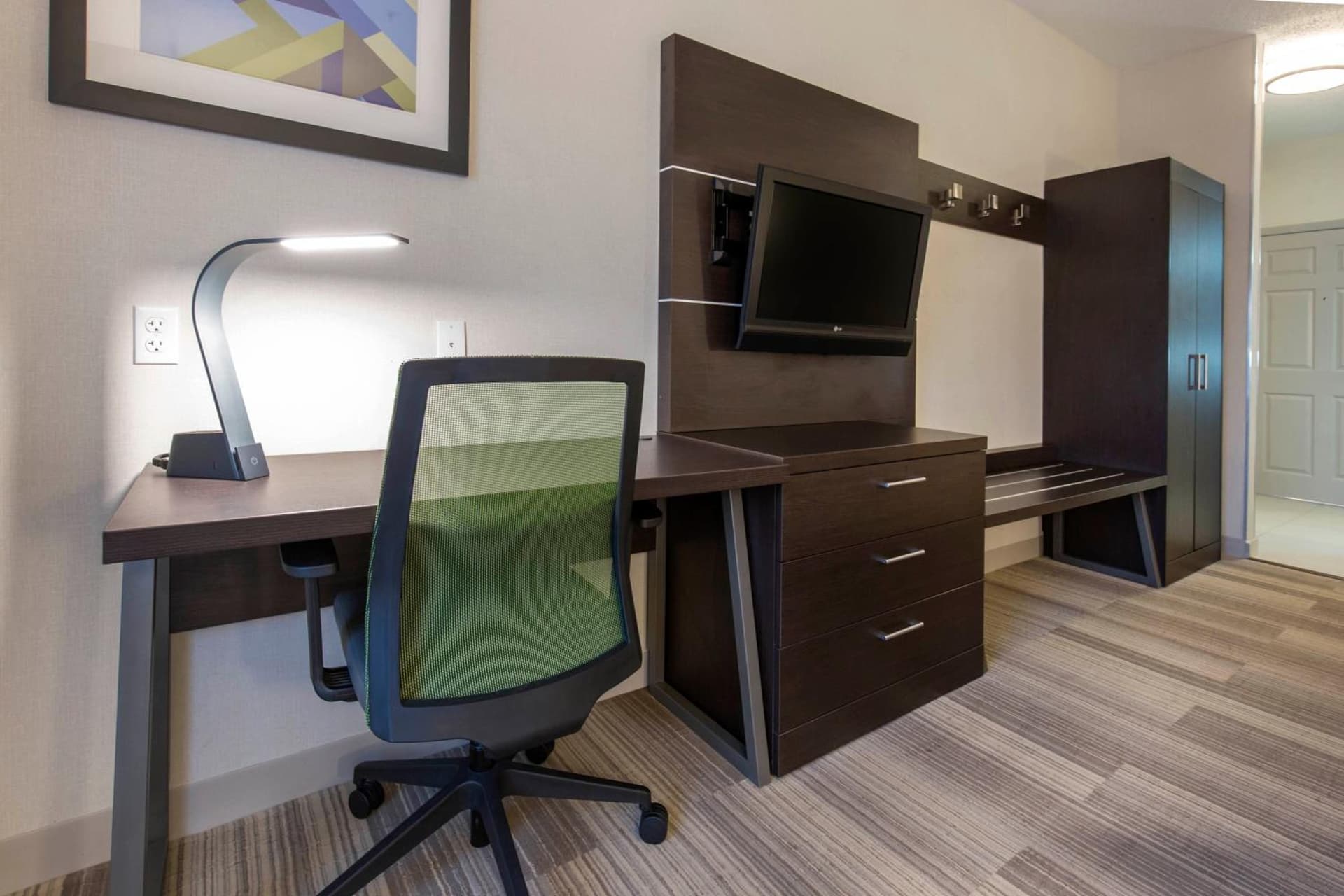 Holiday Inn Express & Suites Chicago West - St Charles by IHG gallery photo in Saint Charles, IL — image 43