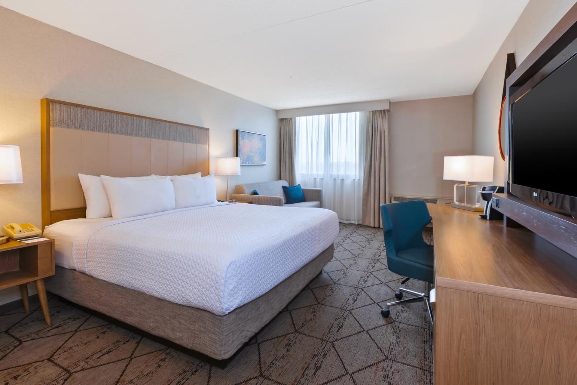 Crowne Plaza Columbus North - Worthington by IHG gallery photo in Columbus, OH — image 23