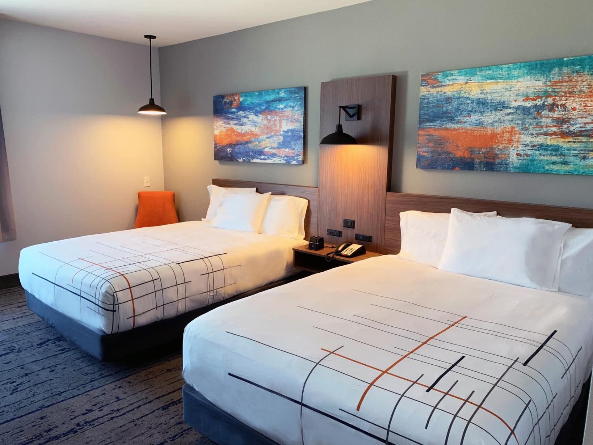 La Quinta Inn & Suites by Wyndham Dallas - Frisco Stadium interior in Frisco, TX — gallery photo 2