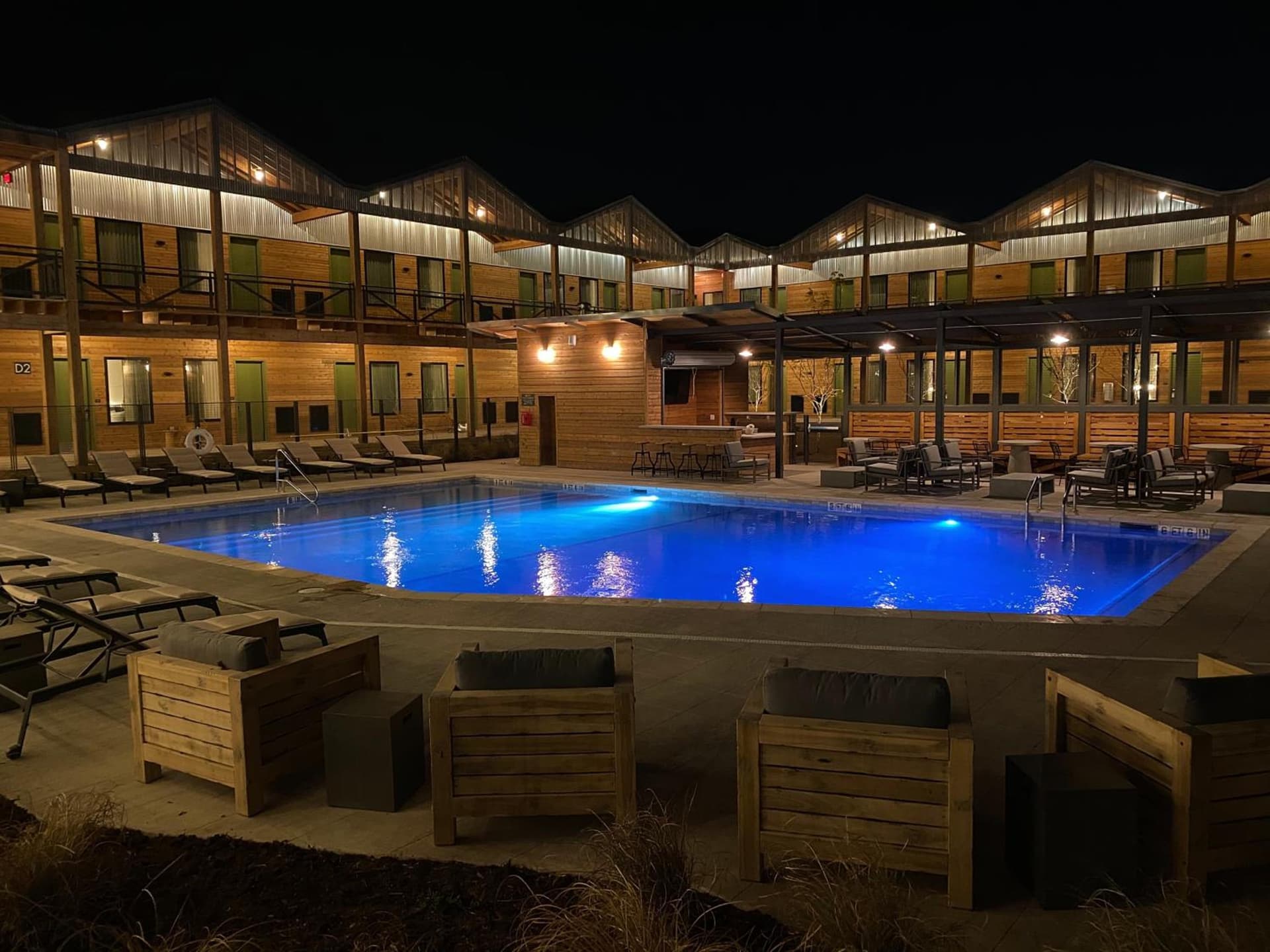 Cotton Court Hotel, by Valencia Hotel Collection interior in Lubbock, TX — gallery photo 2
