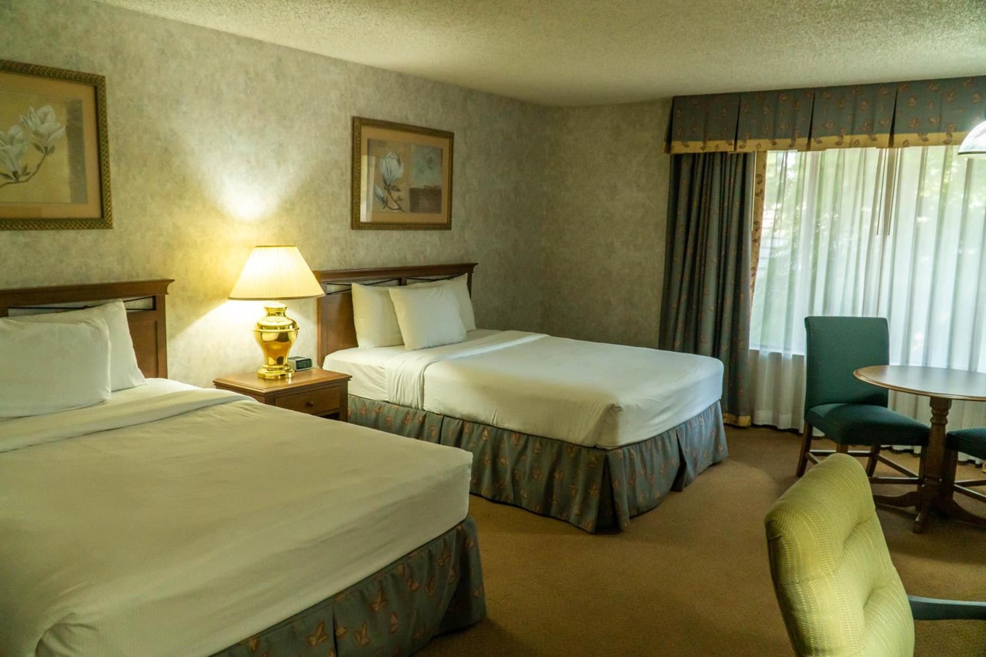 Hotel Piccadilly gallery photo in Fresno, CA — image 57