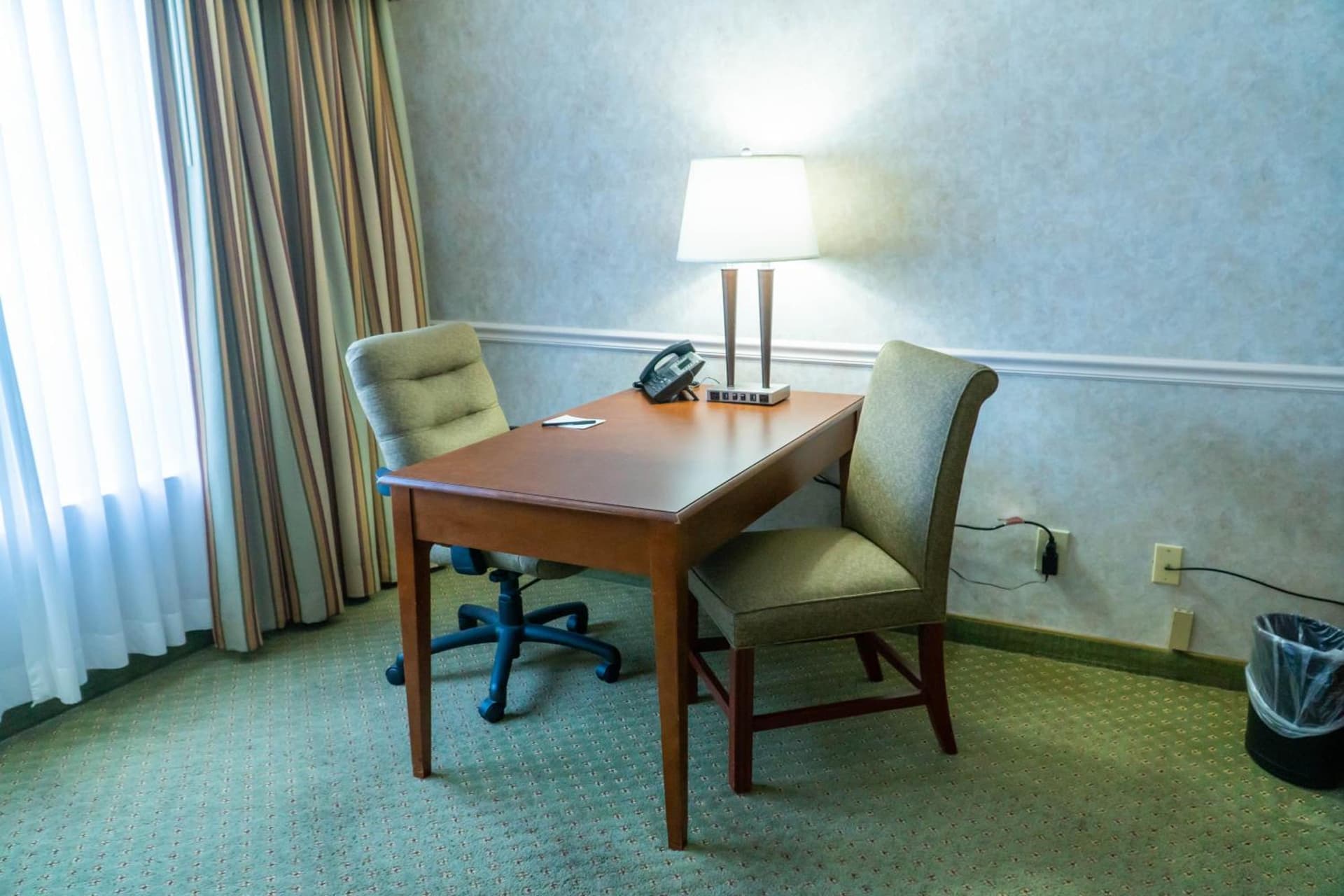 Hotel Piccadilly gallery photo in Fresno, CA — image 56