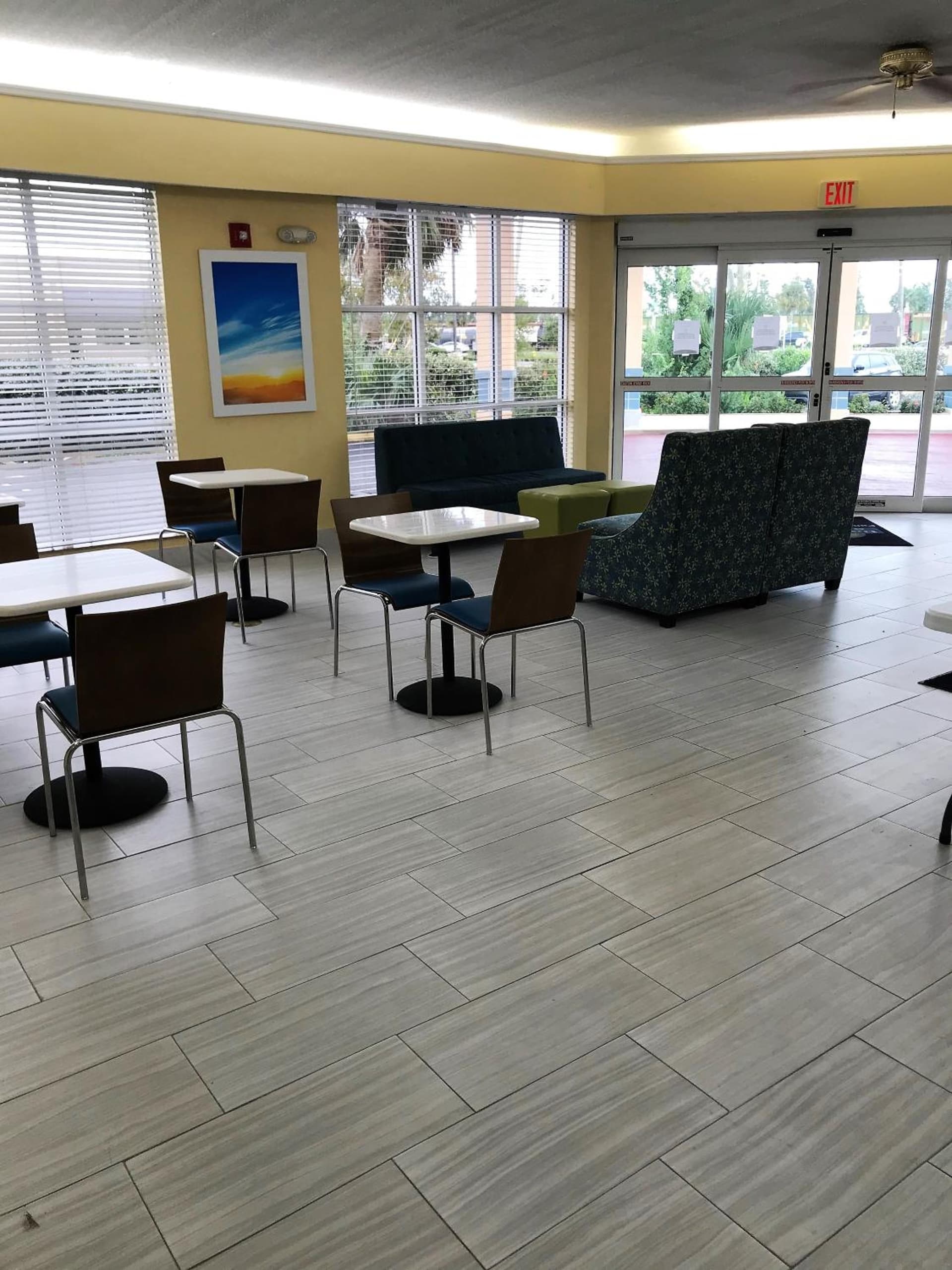 Days Inn by Wyndham Panama City gallery photo in Panama City, FL — image 16
