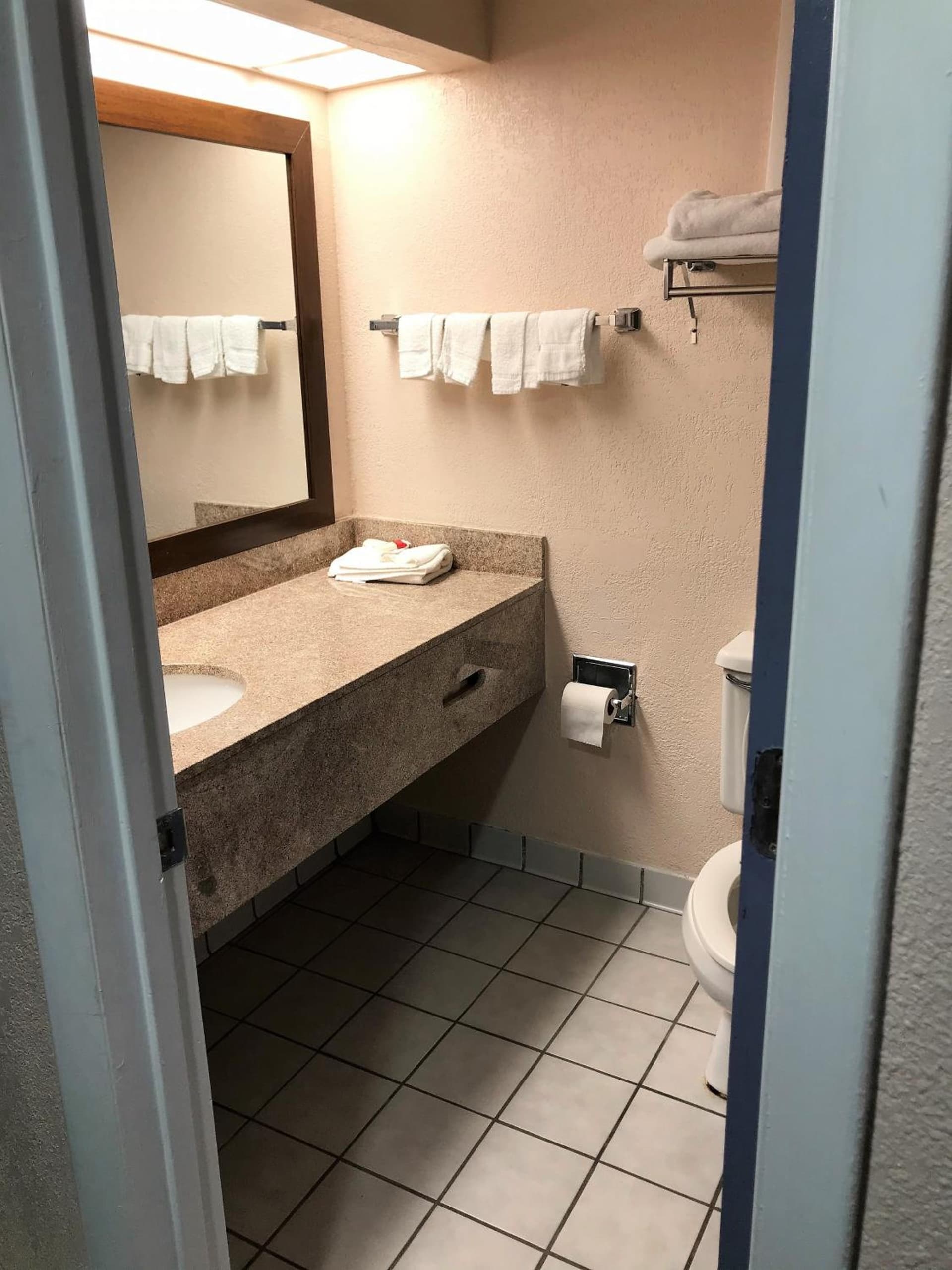 Days Inn by Wyndham Panama City gallery photo in Panama City, FL — image 33