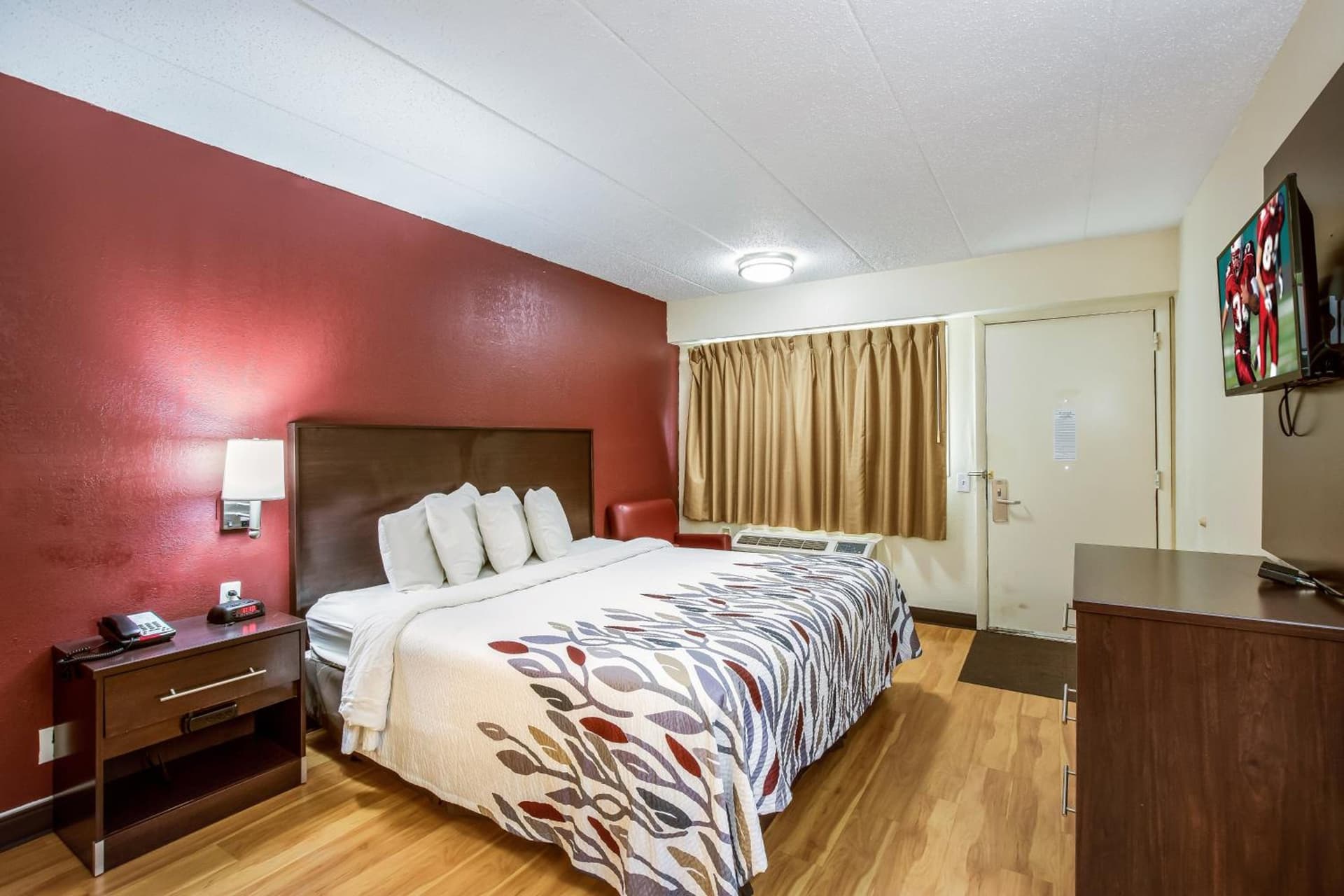 Red Roof Inn Saginaw – Frankenmuth gallery photo in Saginaw, MI — image 10