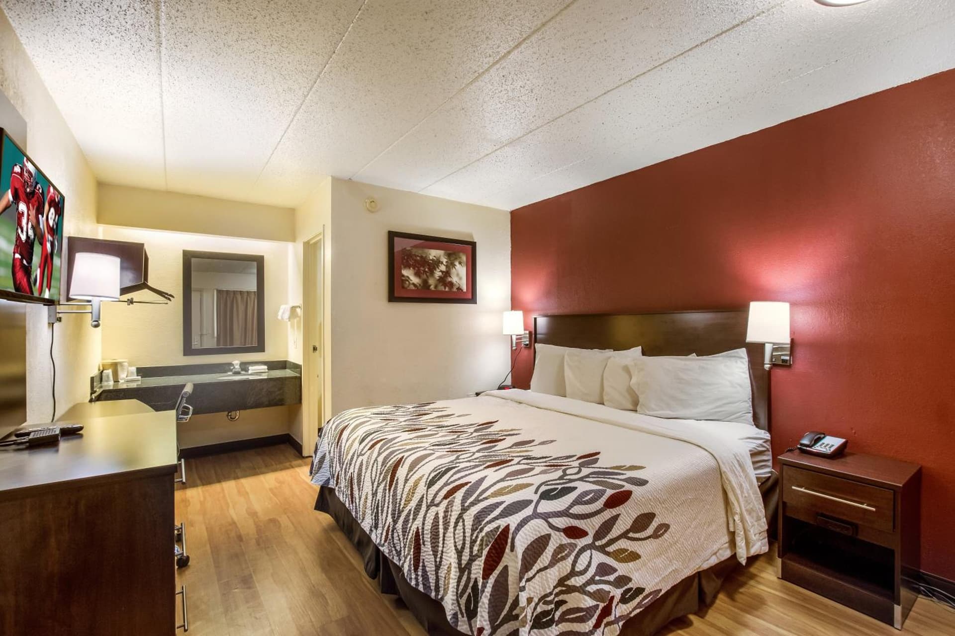 Red Roof Inn Saginaw – Frankenmuth gallery photo in Saginaw, MI — image 19