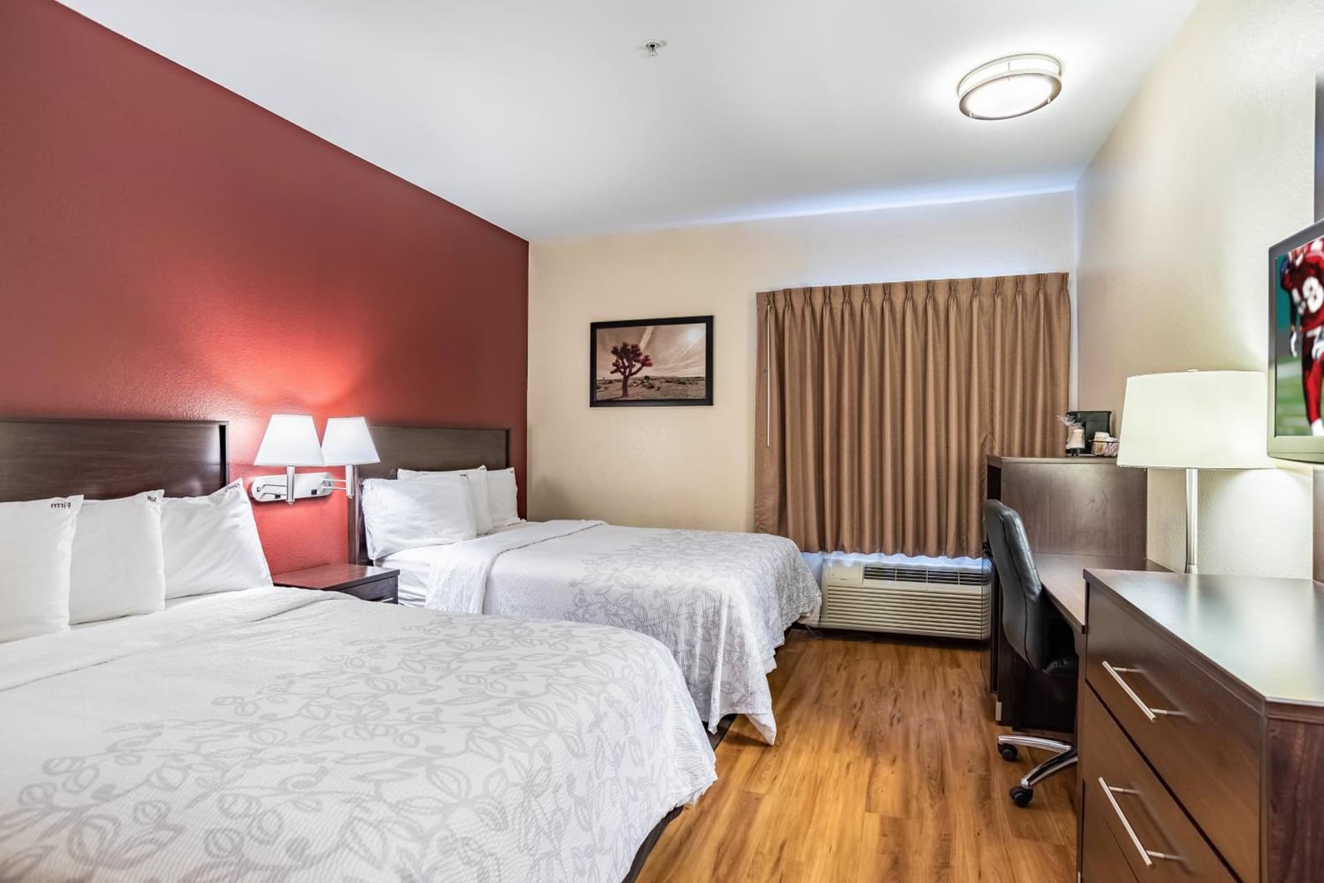 Red Roof Inn PLUS+ Tempe - Phoenix Airport gallery photo in Tempe, AZ — image 21