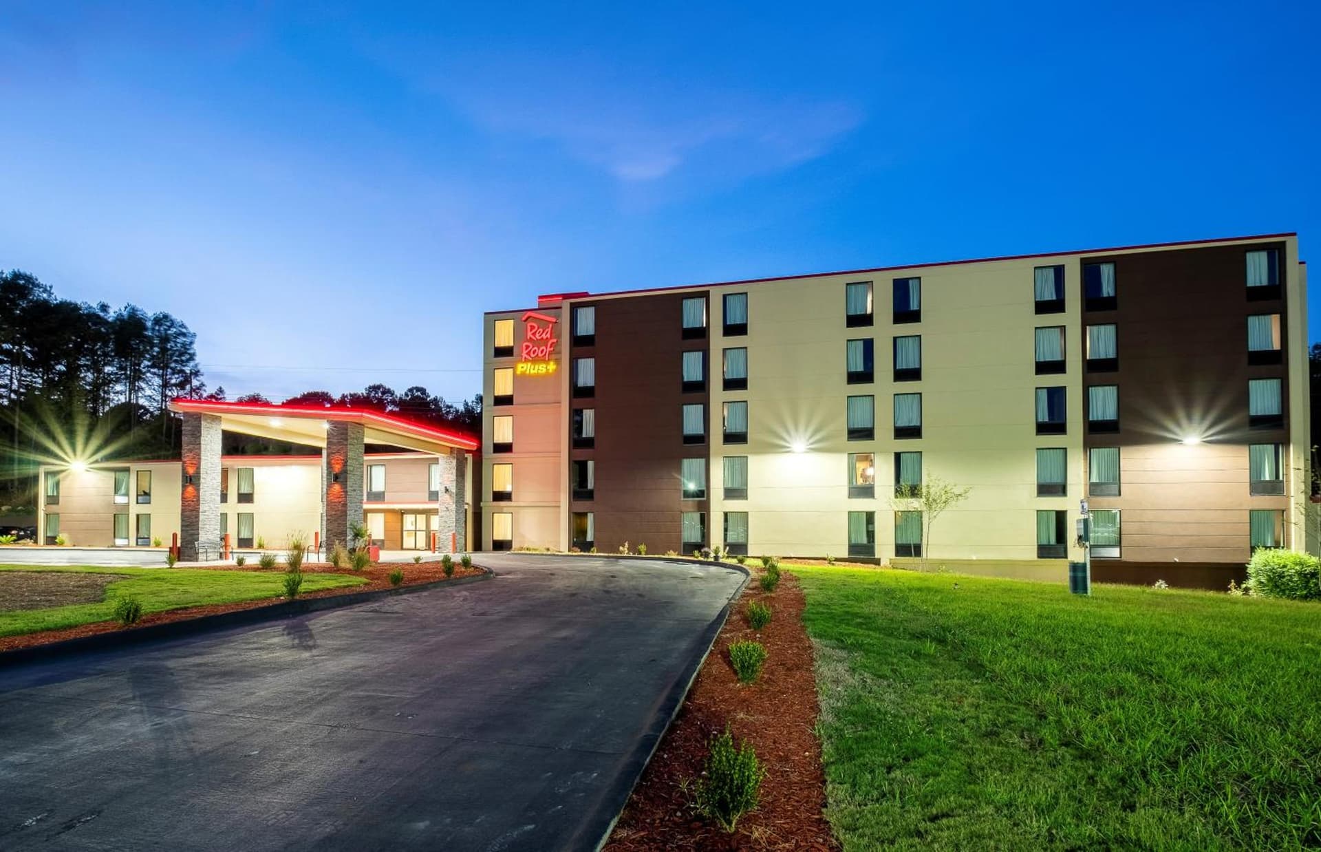 Red Roof Inn PLUS+ Tuscaloosa - University gallery photo in Tuscaloosa, AL — image 23