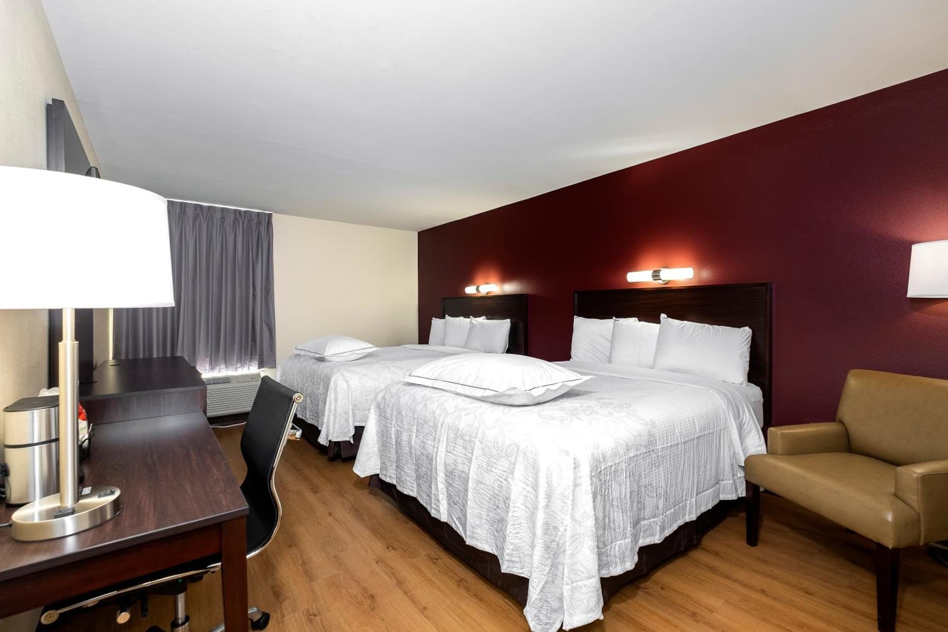 Red Roof Inn PLUS+ Tuscaloosa - University gallery photo in Tuscaloosa, AL — image 37