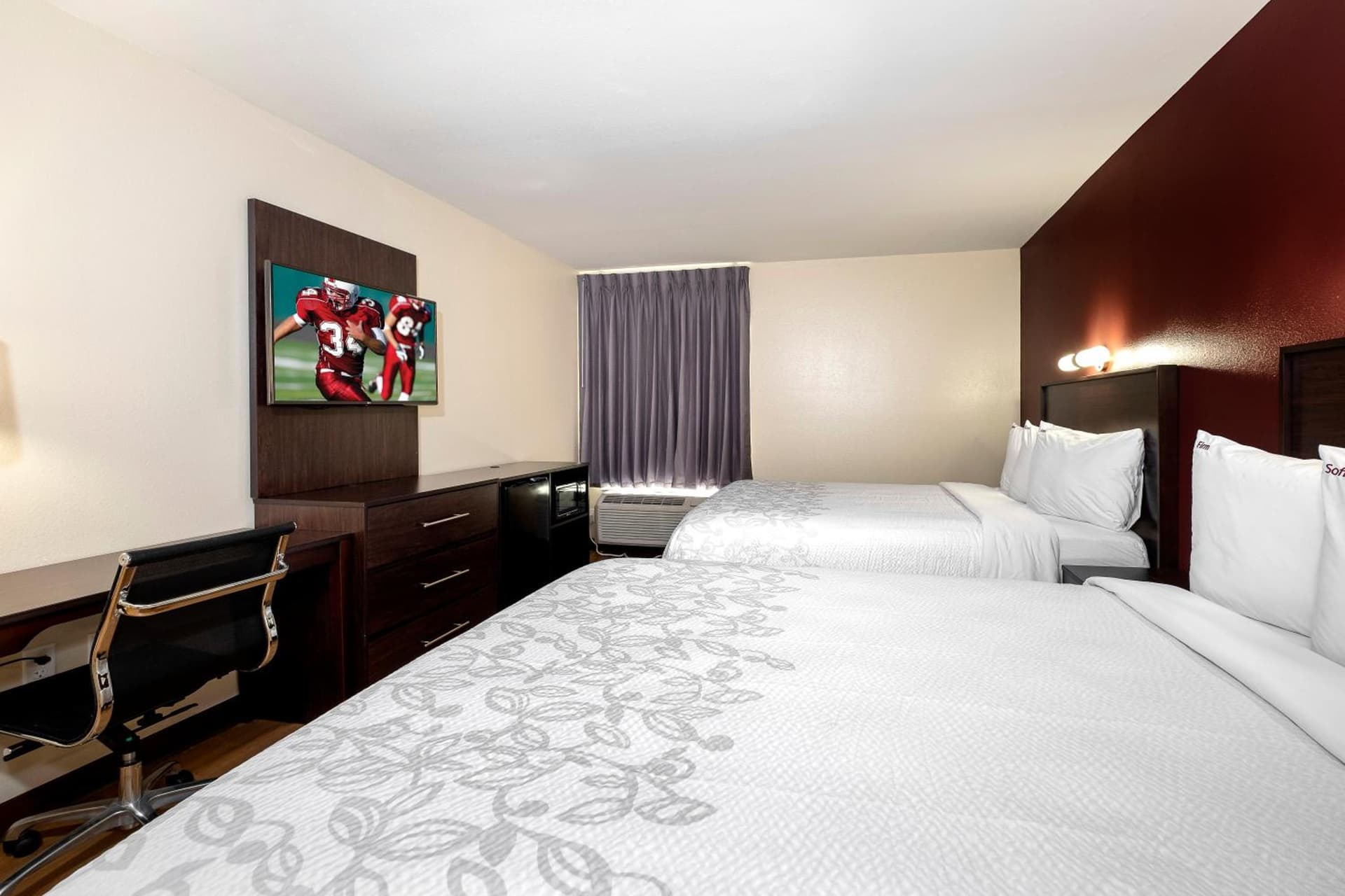 Red Roof Inn PLUS+ Tuscaloosa - University gallery photo in Tuscaloosa, AL — image 31