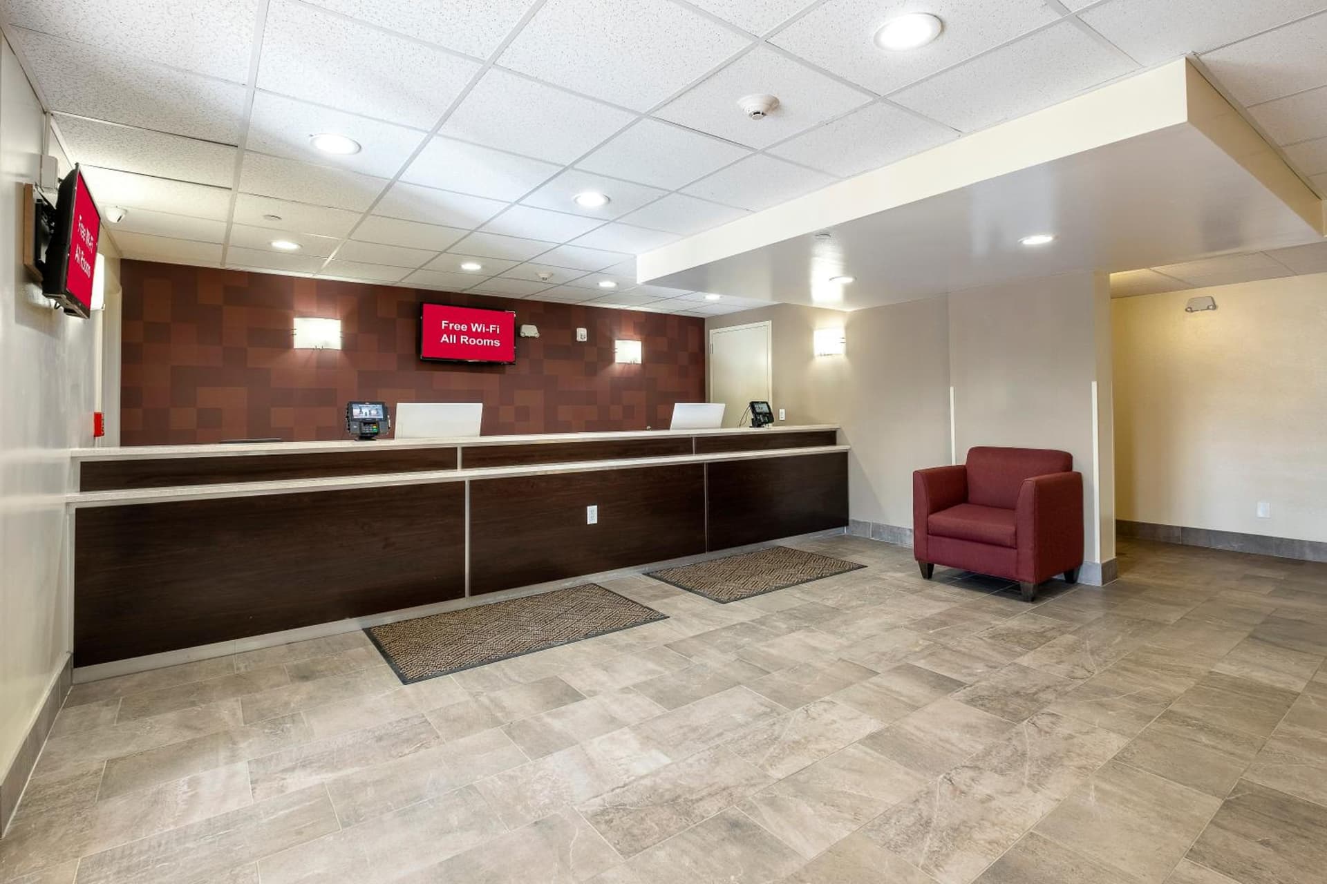 Red Roof Inn PLUS+ Tuscaloosa - University gallery photo in Tuscaloosa, AL — image 21