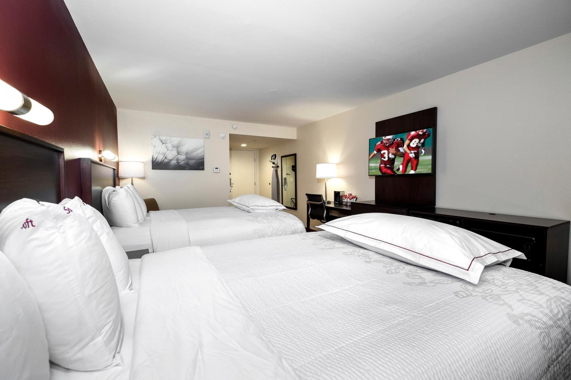 Red Roof Inn PLUS+ Tuscaloosa - University interior in Tuscaloosa, AL — gallery photo 2